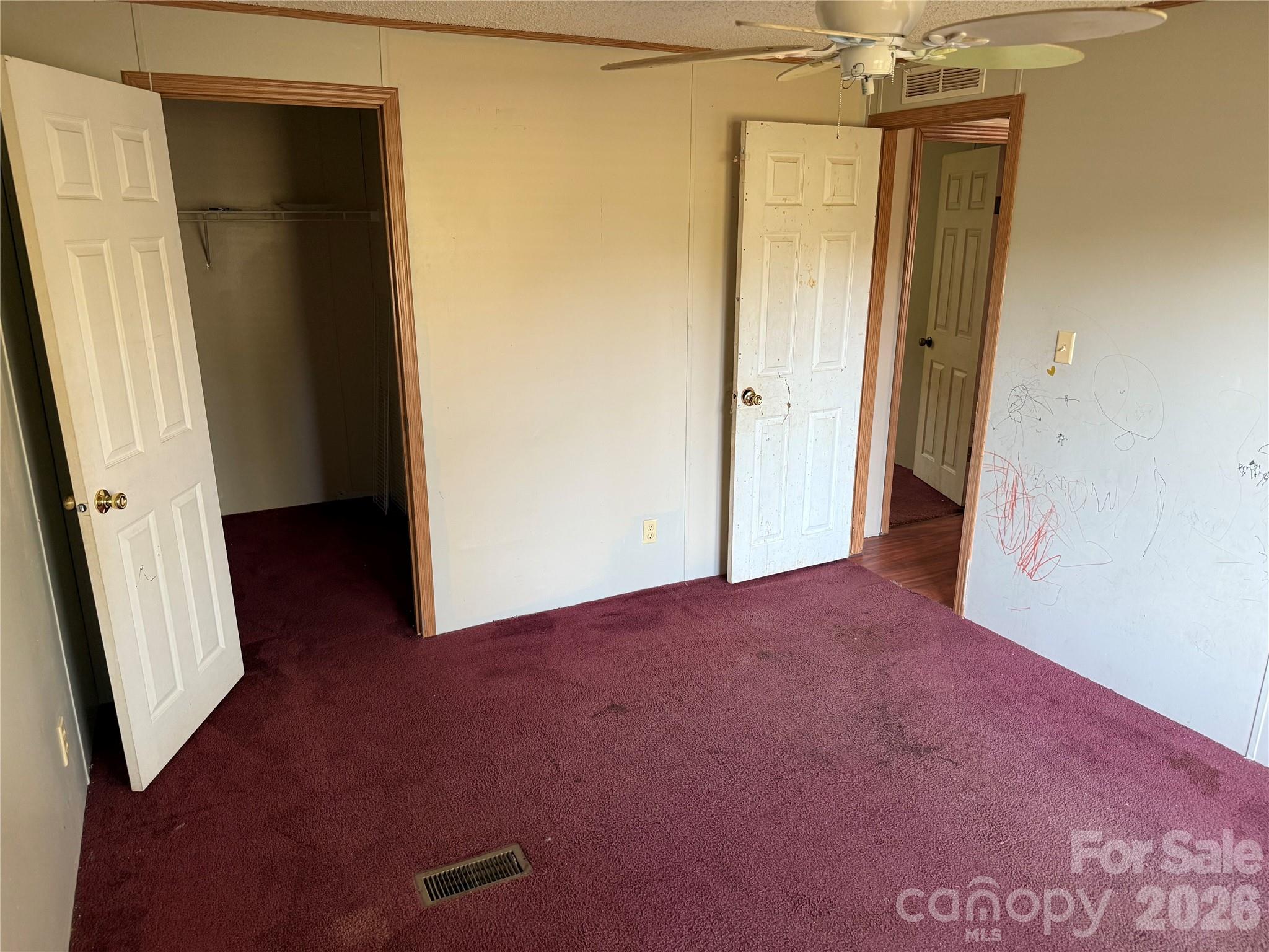142 Forest Grove Drive 37 Property Photo 30