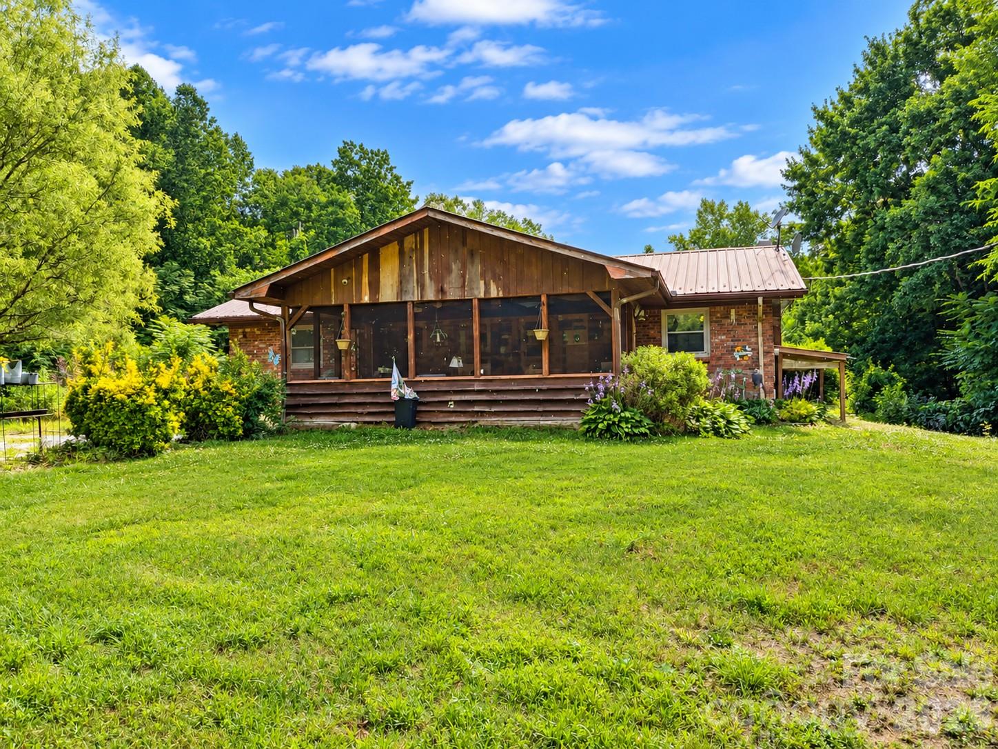 90 Pittman Road Property Photo 2