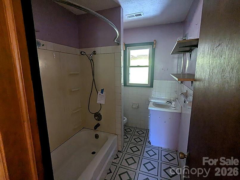 90 Pittman Road Property Photo 10