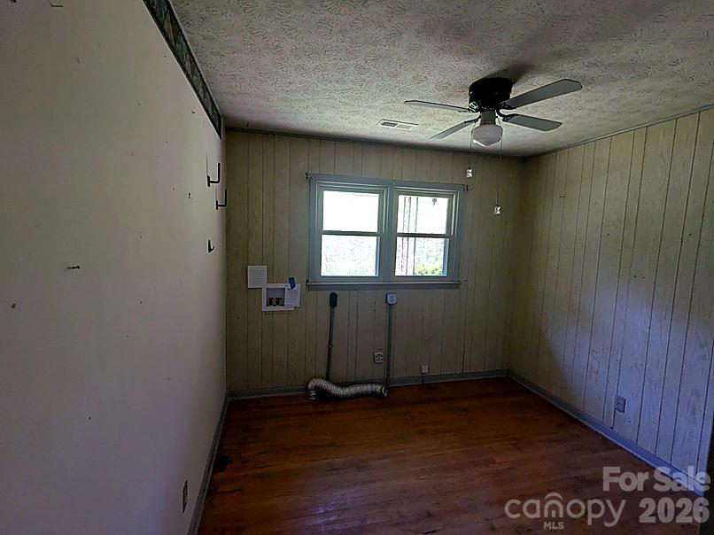 90 Pittman Road Property Photo 16