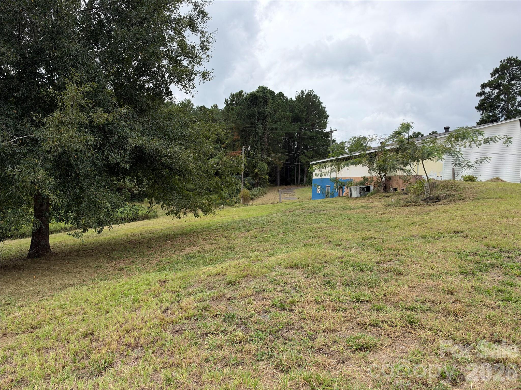 3265 Ridgeway Road Property Photo 6