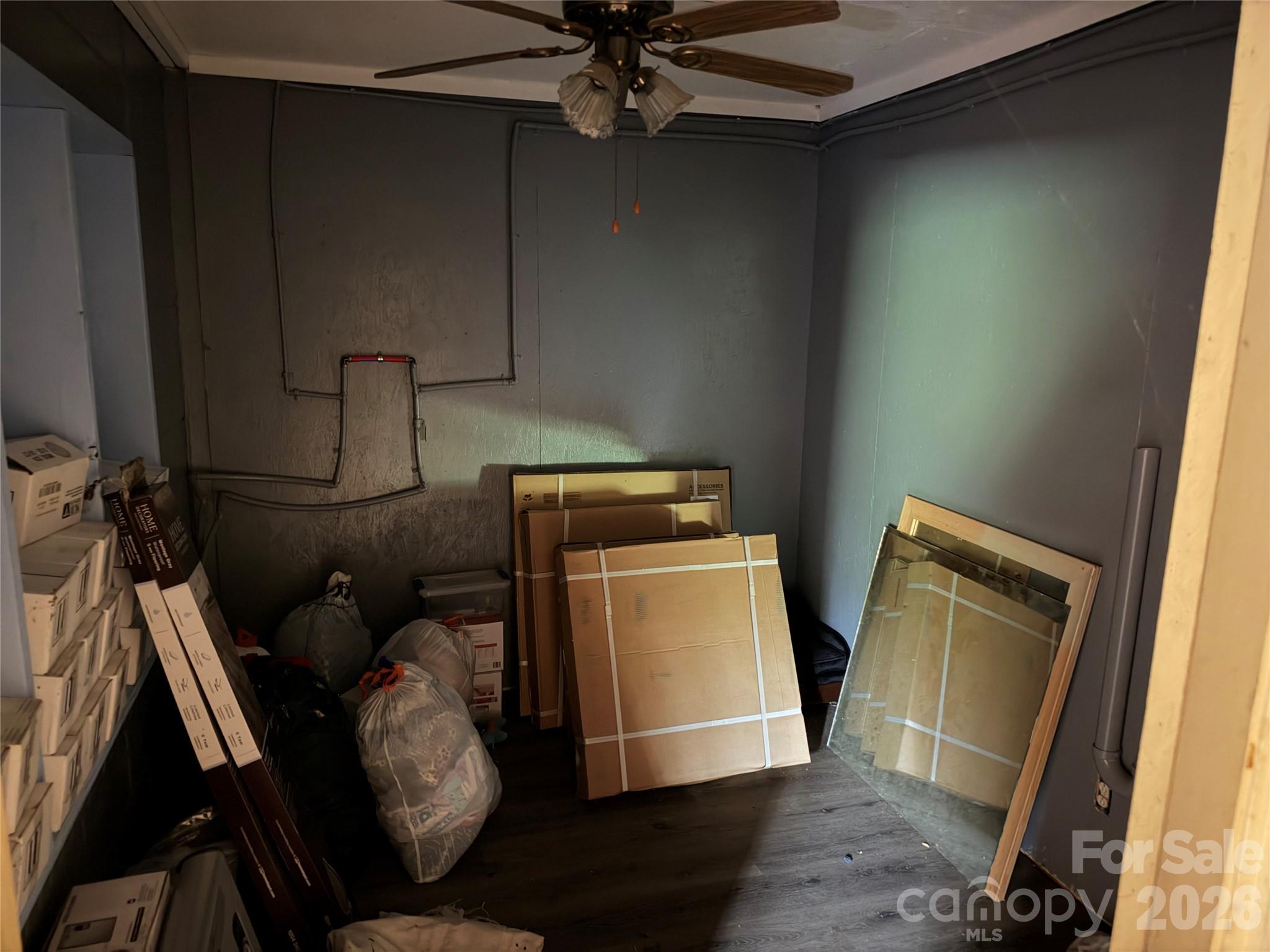 3265 Ridgeway Road Property Photo 10