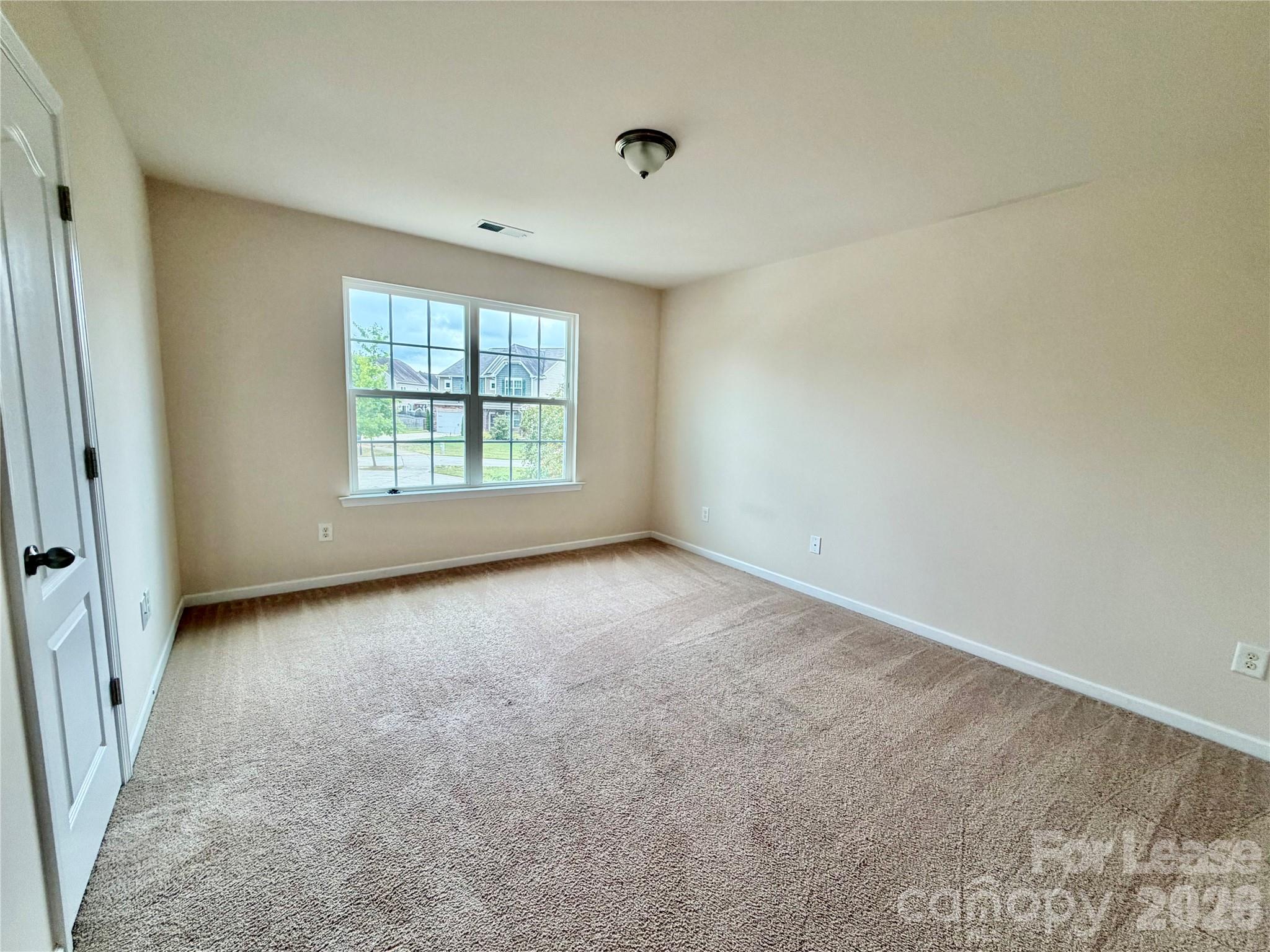 7703 Kelburn Lane Property Photo 33