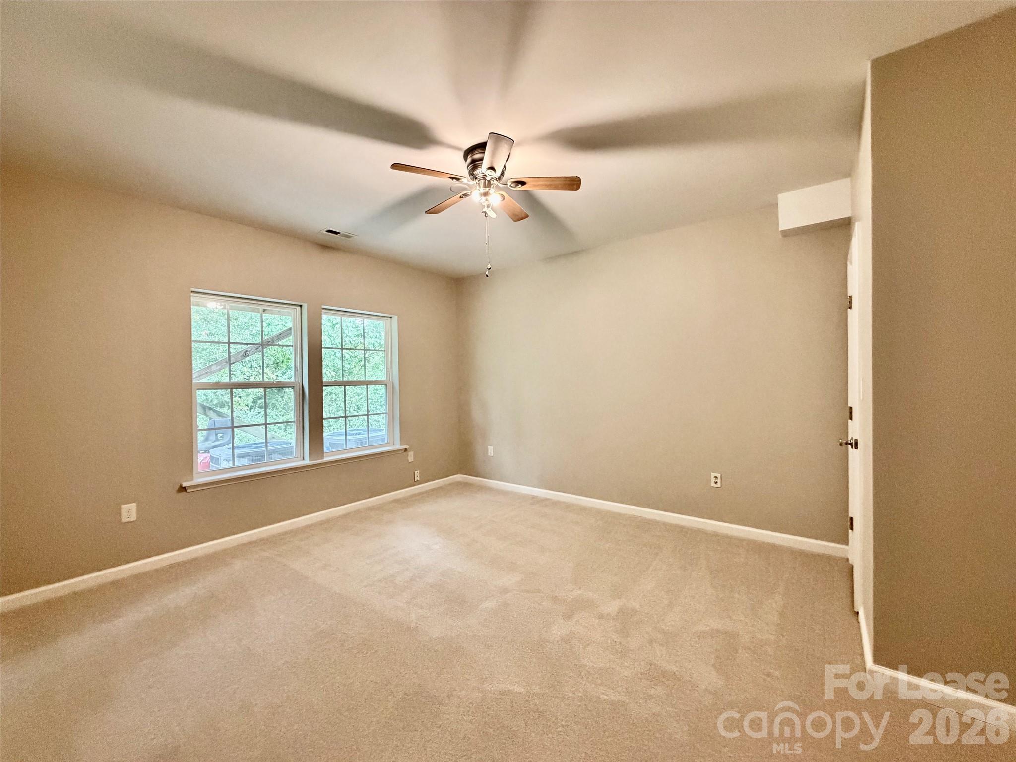 7703 Kelburn Lane Property Photo 35
