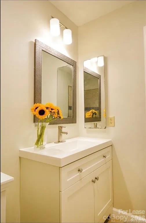 3203 Green Meadow Way Property Photo 3
