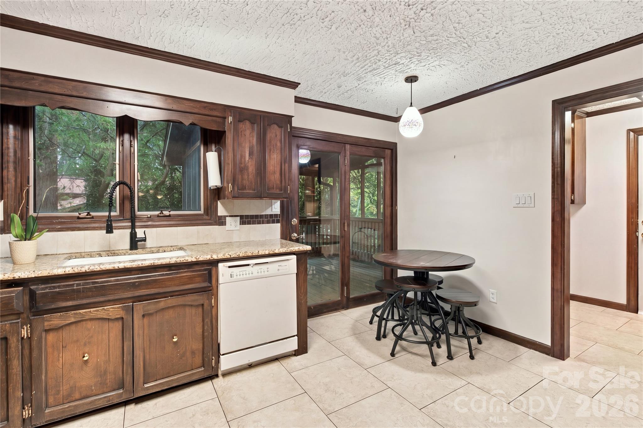 621 Georgia Avenue Property Photo 23