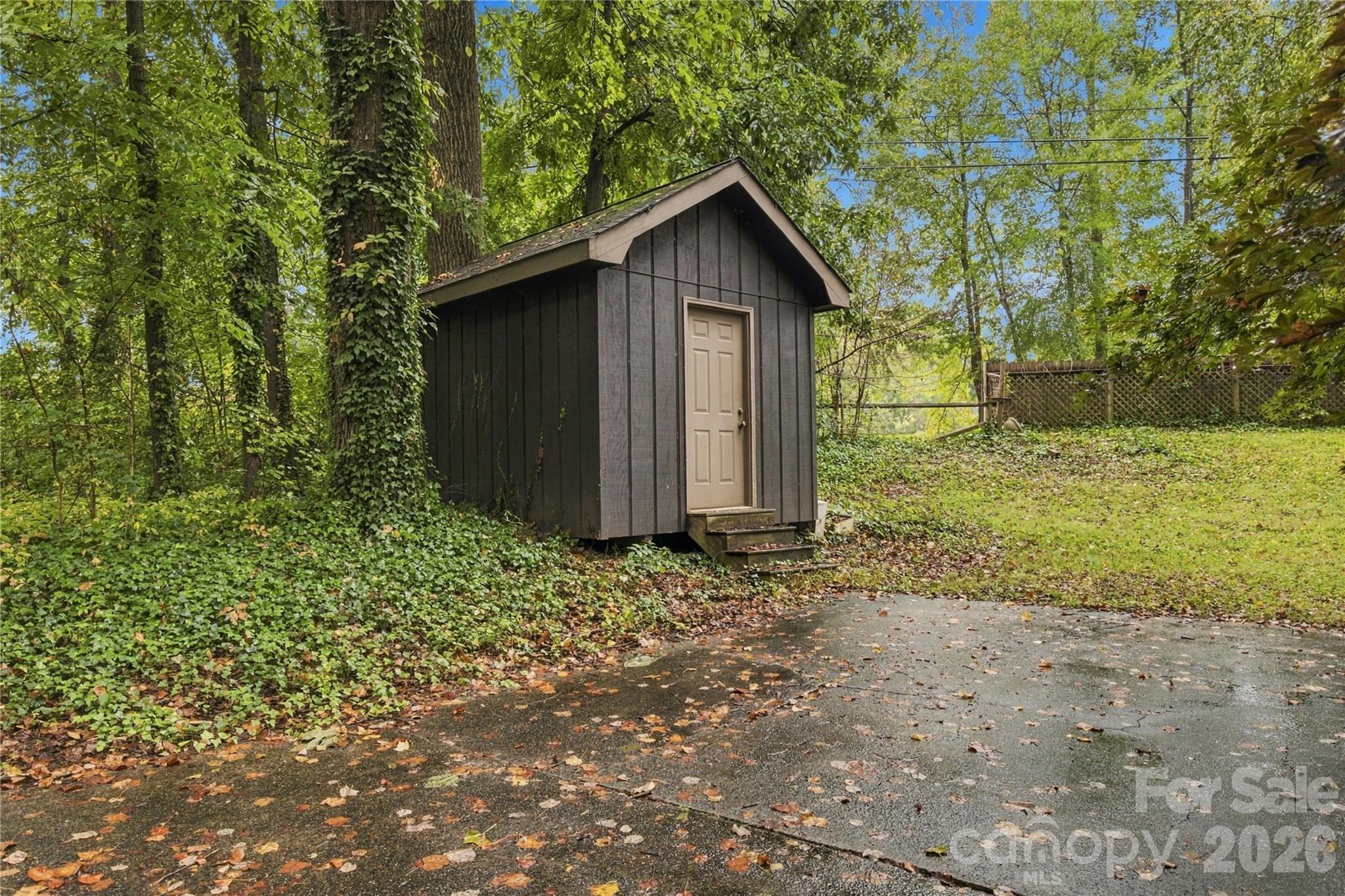 621 Georgia Avenue Property Photo 41