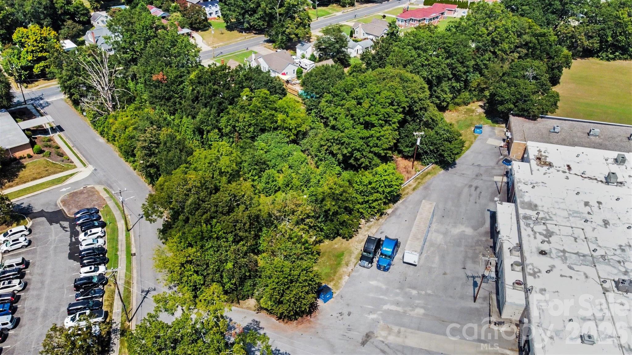 116 Calhoun Road Property Photo 5