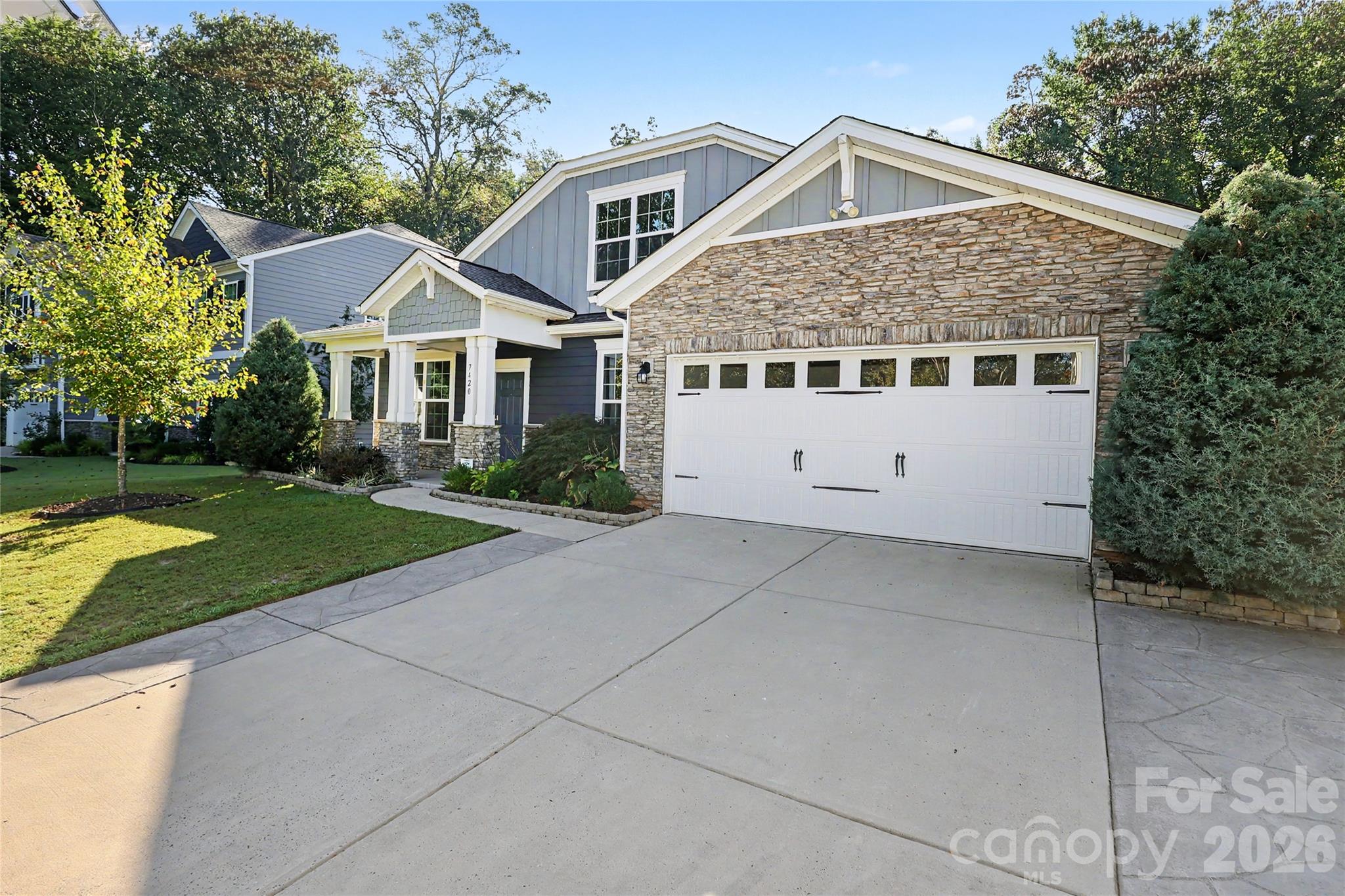 7420 Tullamore Glen Drive Property Photo 2