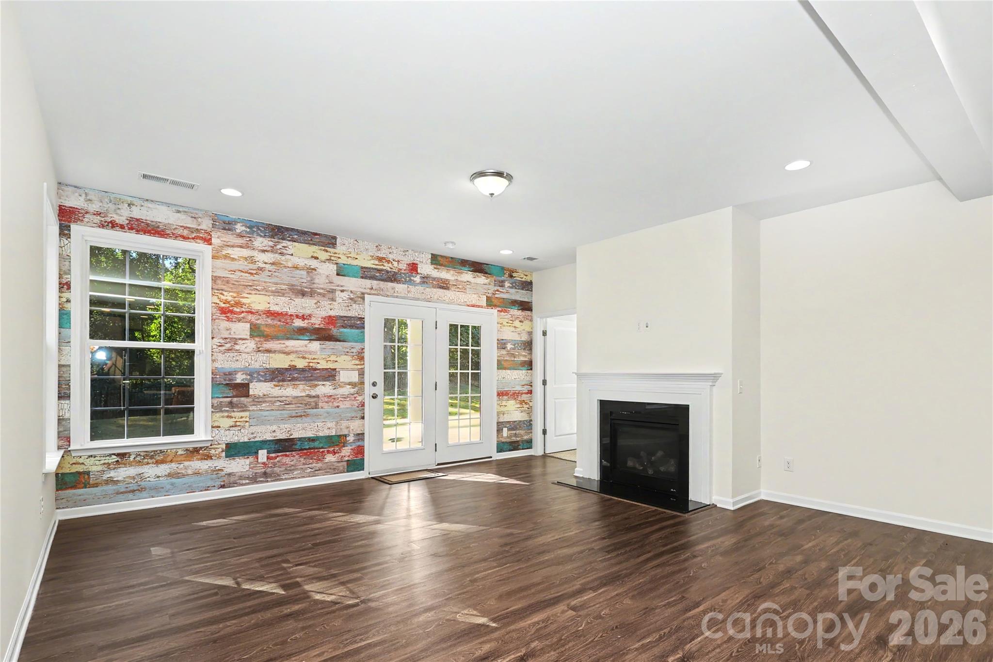 7420 Tullamore Glen Drive Property Photo 16