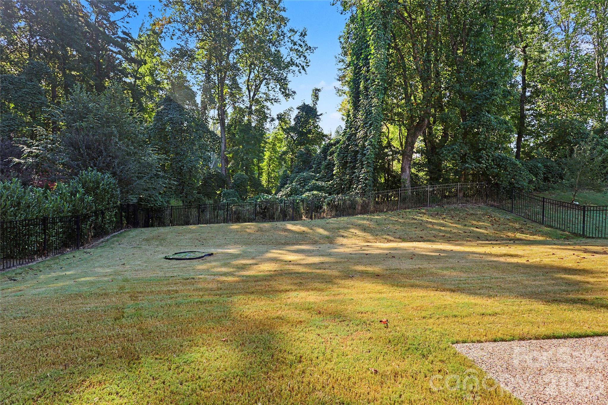 7420 Tullamore Glen Drive Property Photo 38