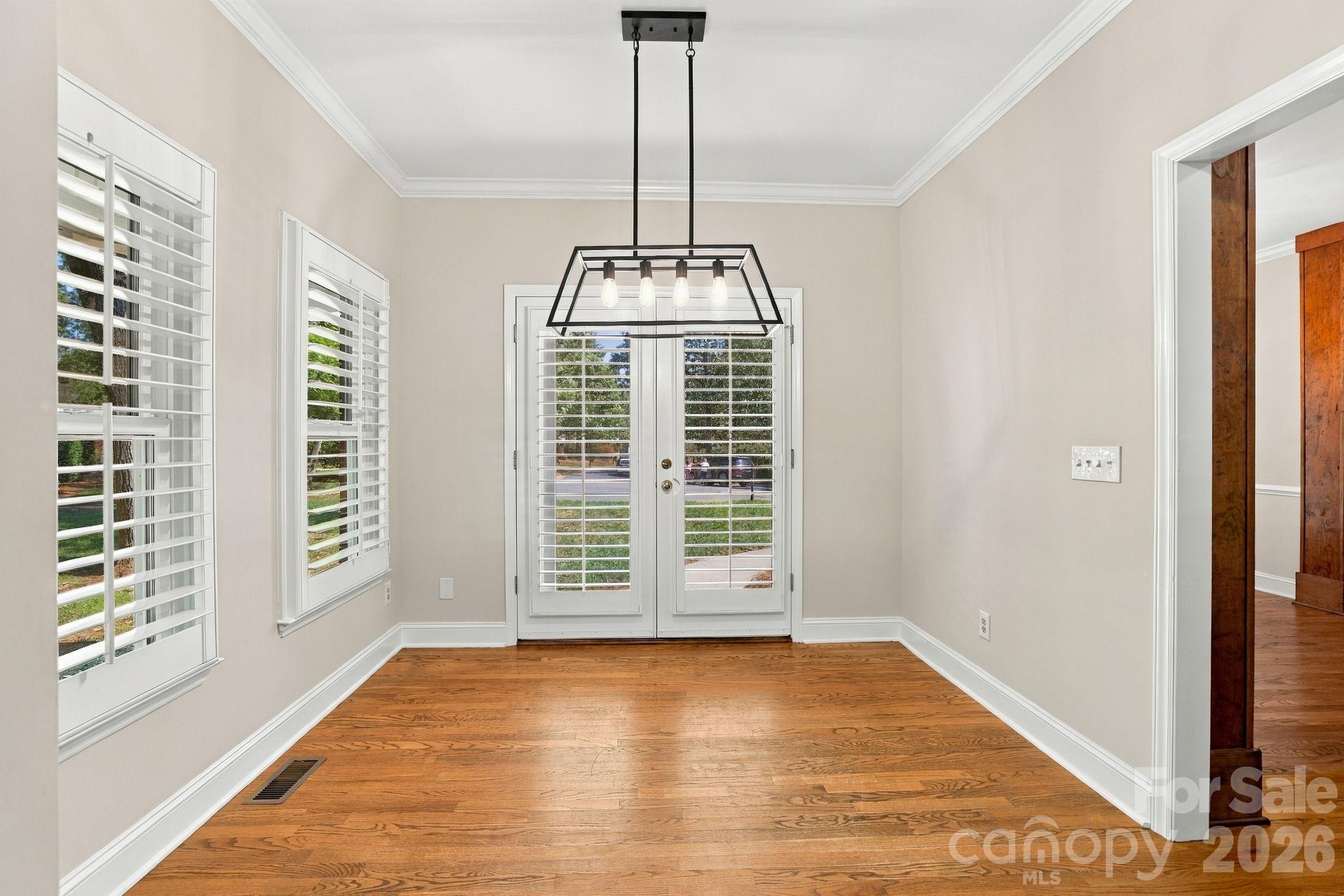 1471 Porch Swing Lane Property Photo 10