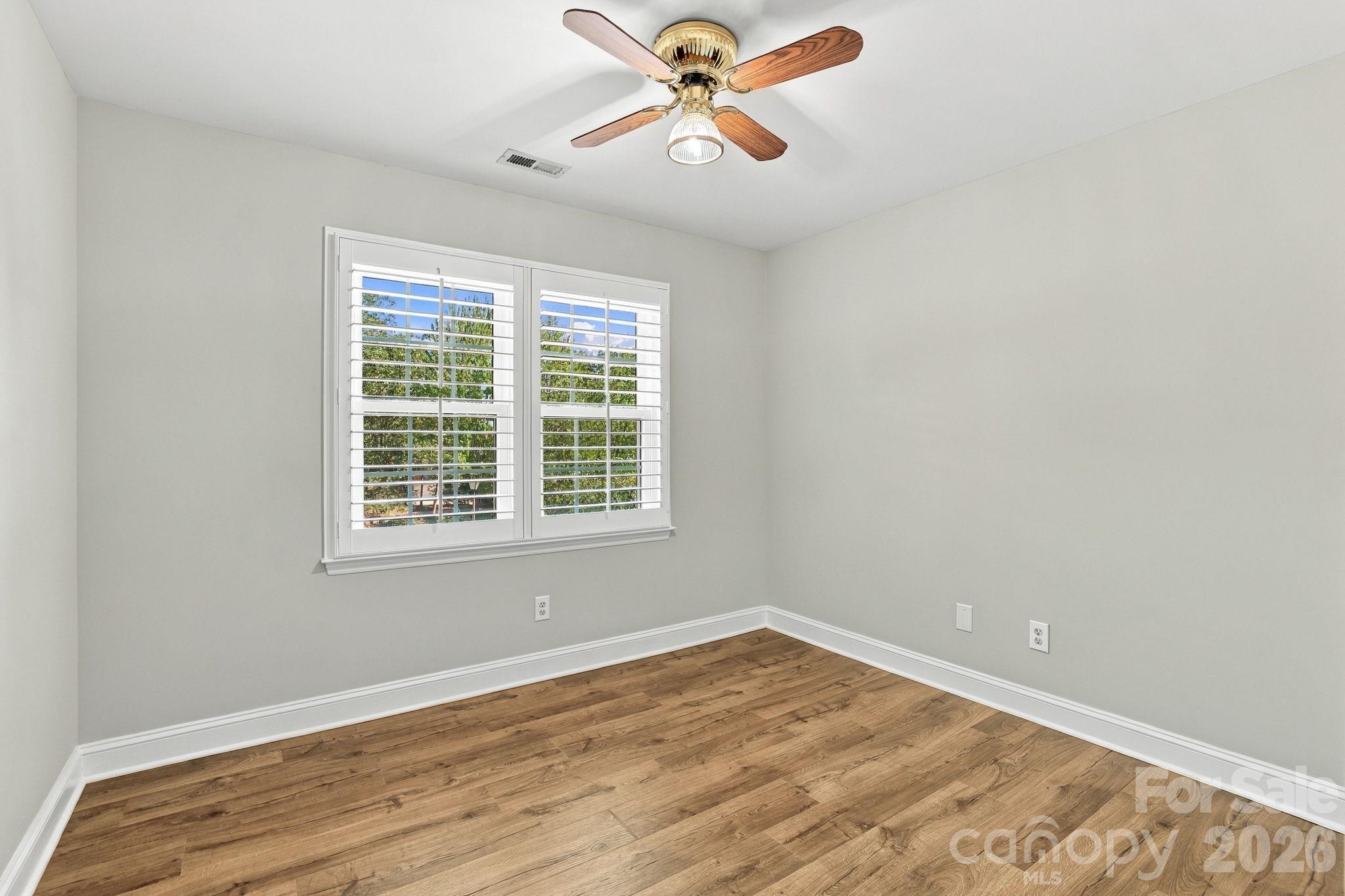 1471 Porch Swing Lane Property Photo 27