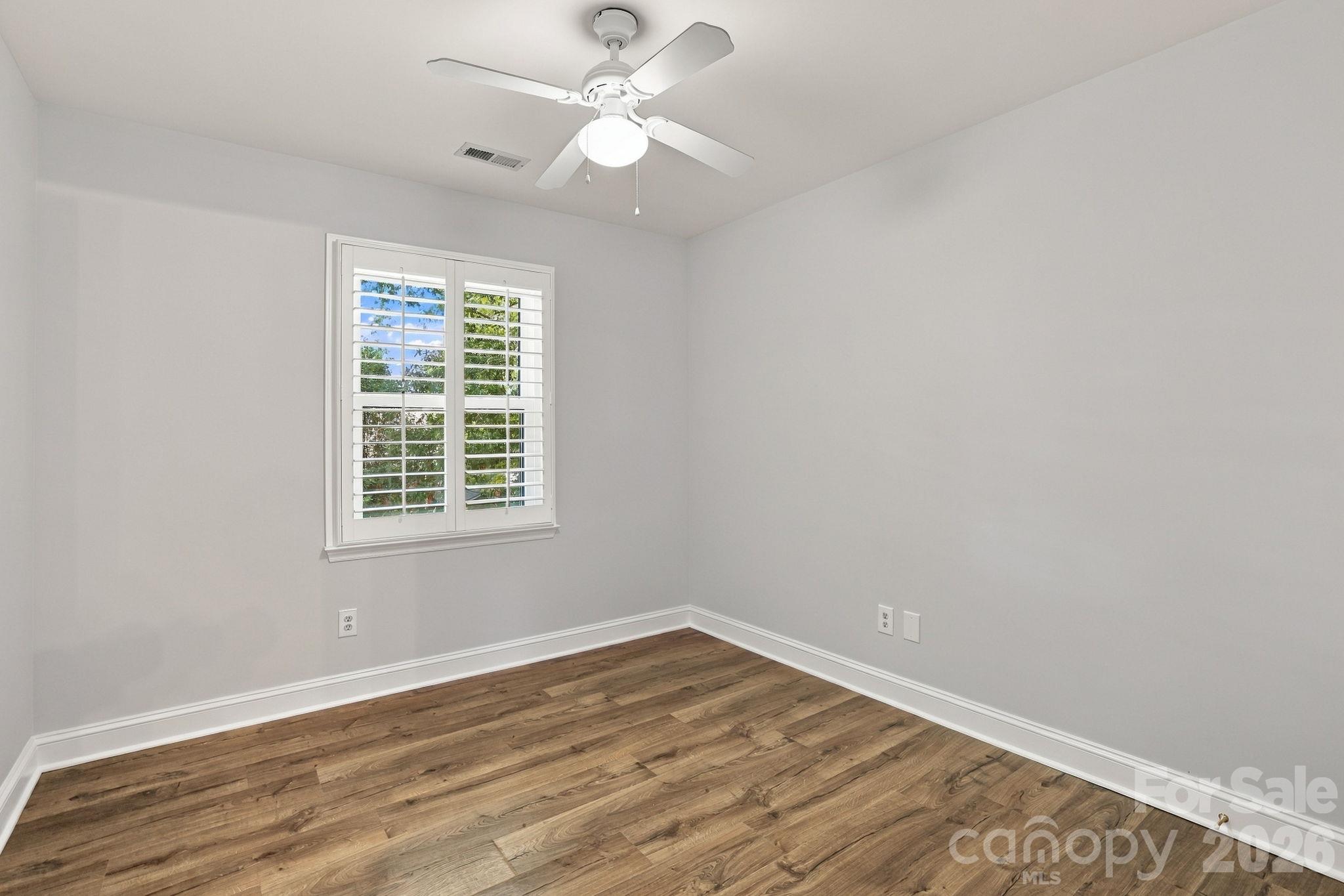 1471 Porch Swing Lane Property Photo 29
