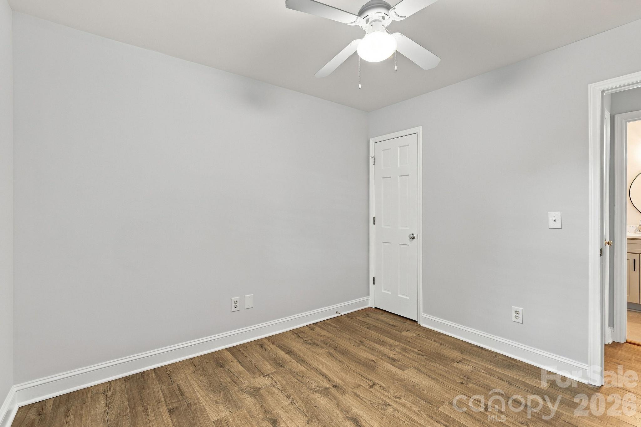 1471 Porch Swing Lane Property Photo 30