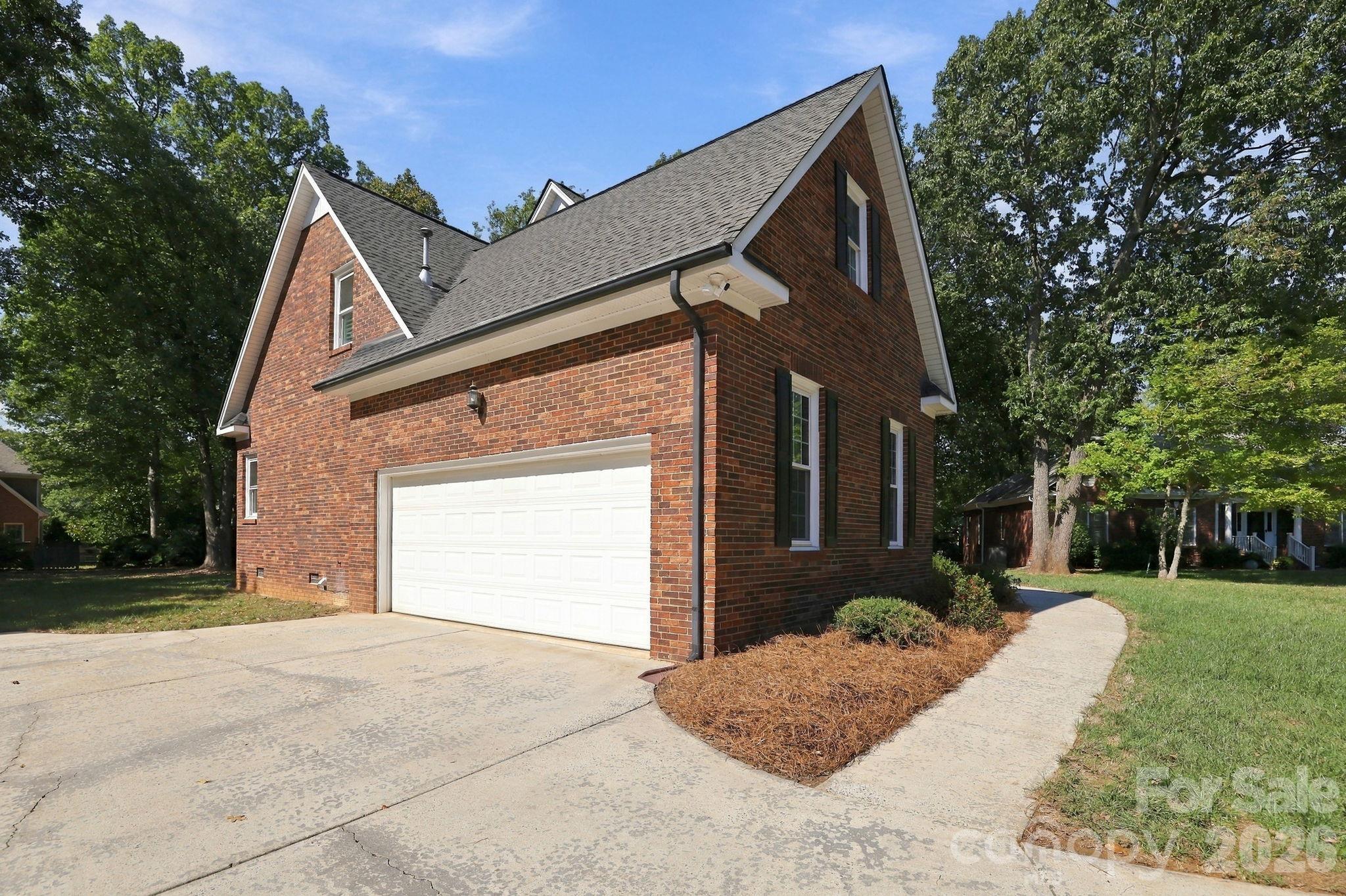1471 Porch Swing Lane Property Photo 35