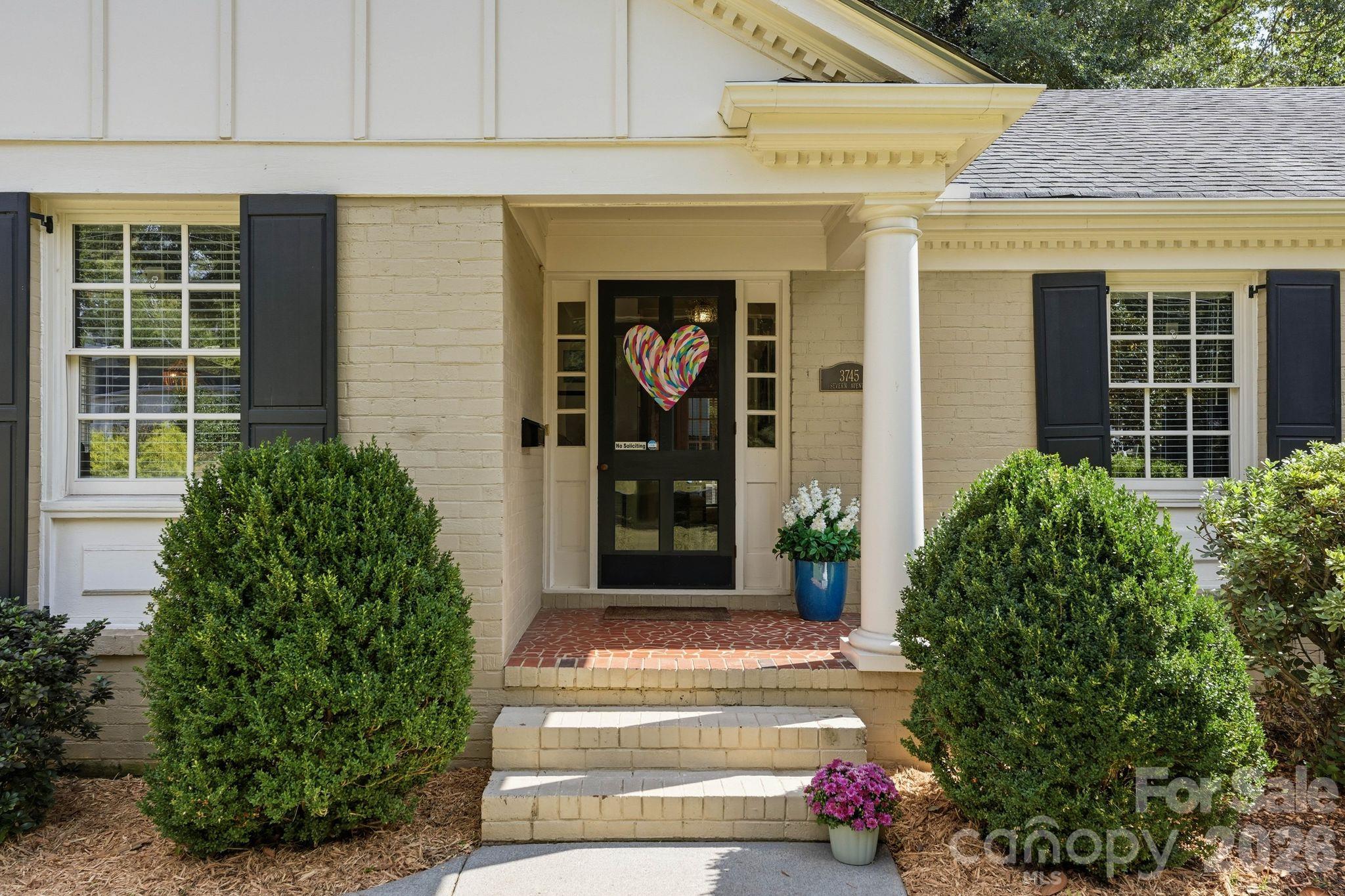 3745 Severn Avenue Property Photo 2