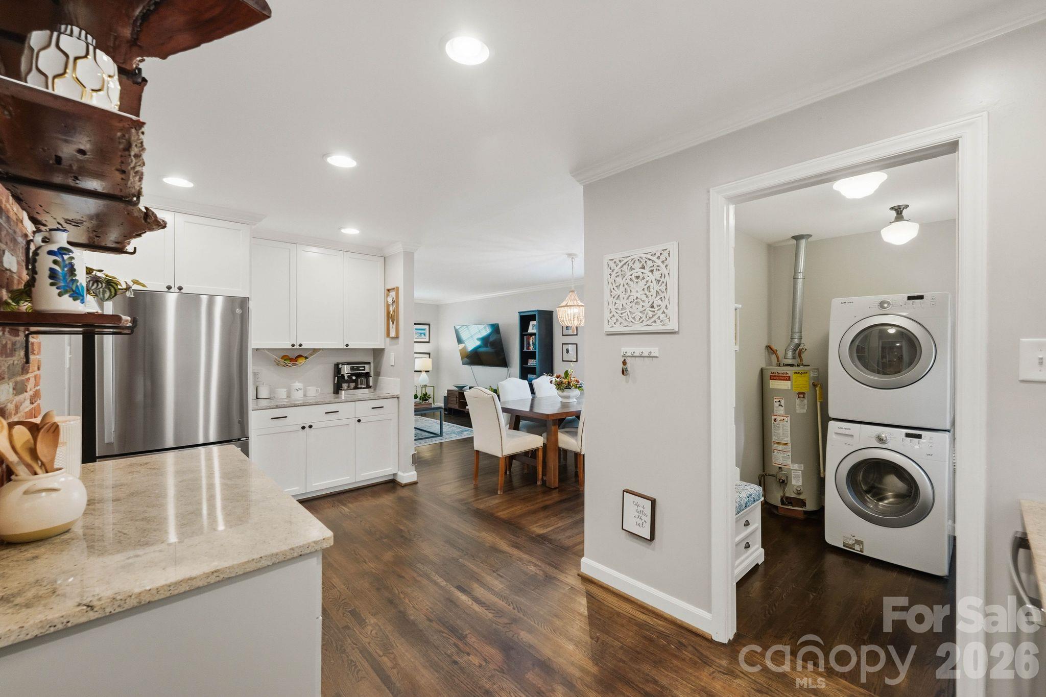 3745 Severn Avenue Property Photo 20