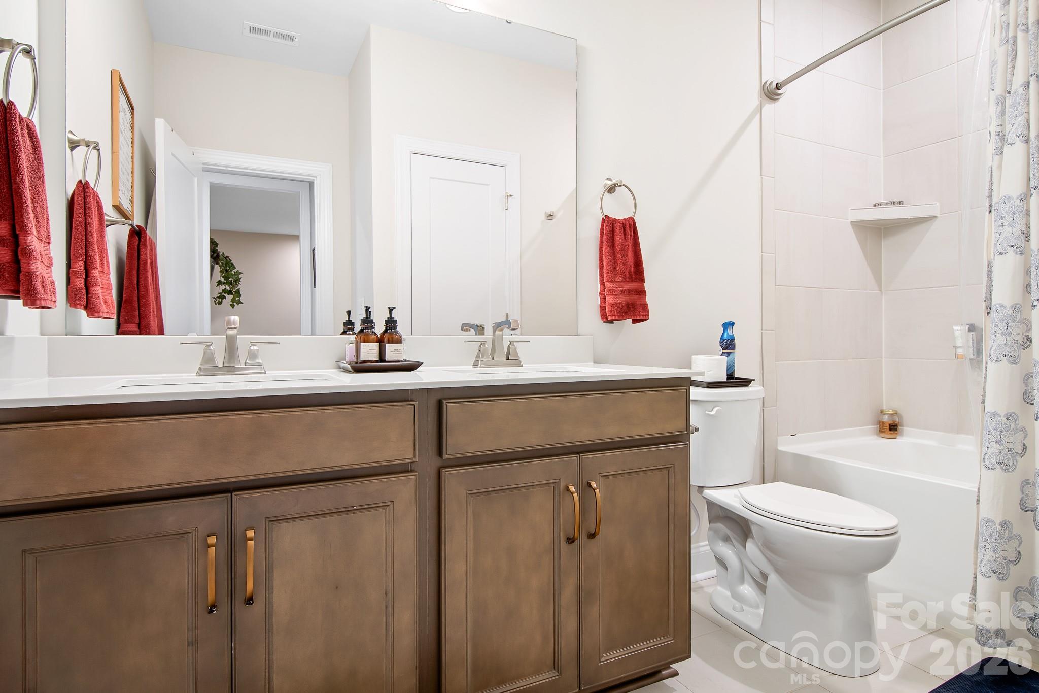 3225 Everly Enclave Way Property Photo 26