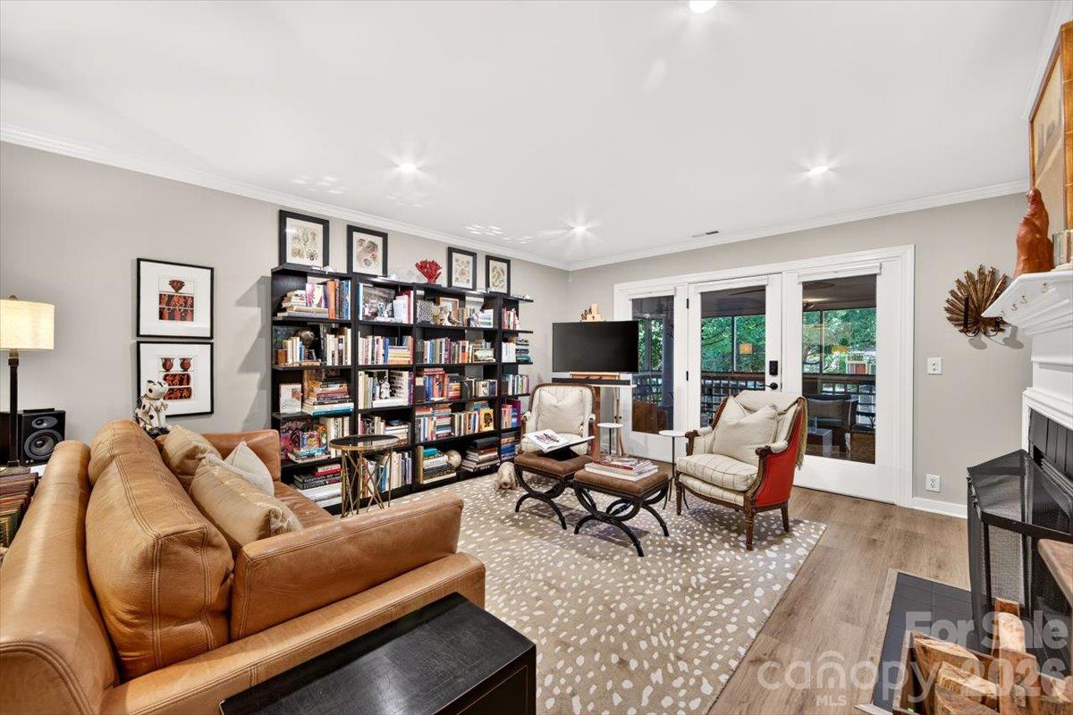 300 E Park Avenue 30 Property Photo 26