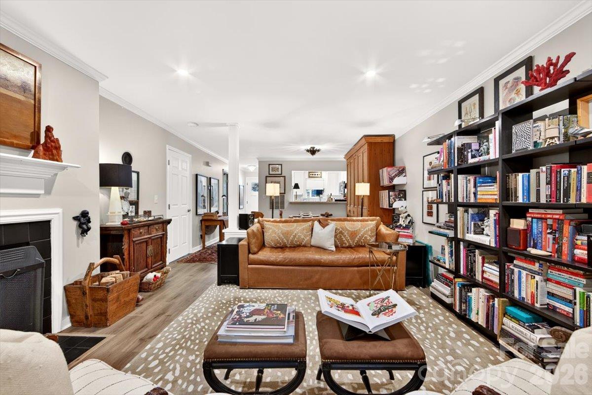300 E Park Avenue 30 Property Photo 28