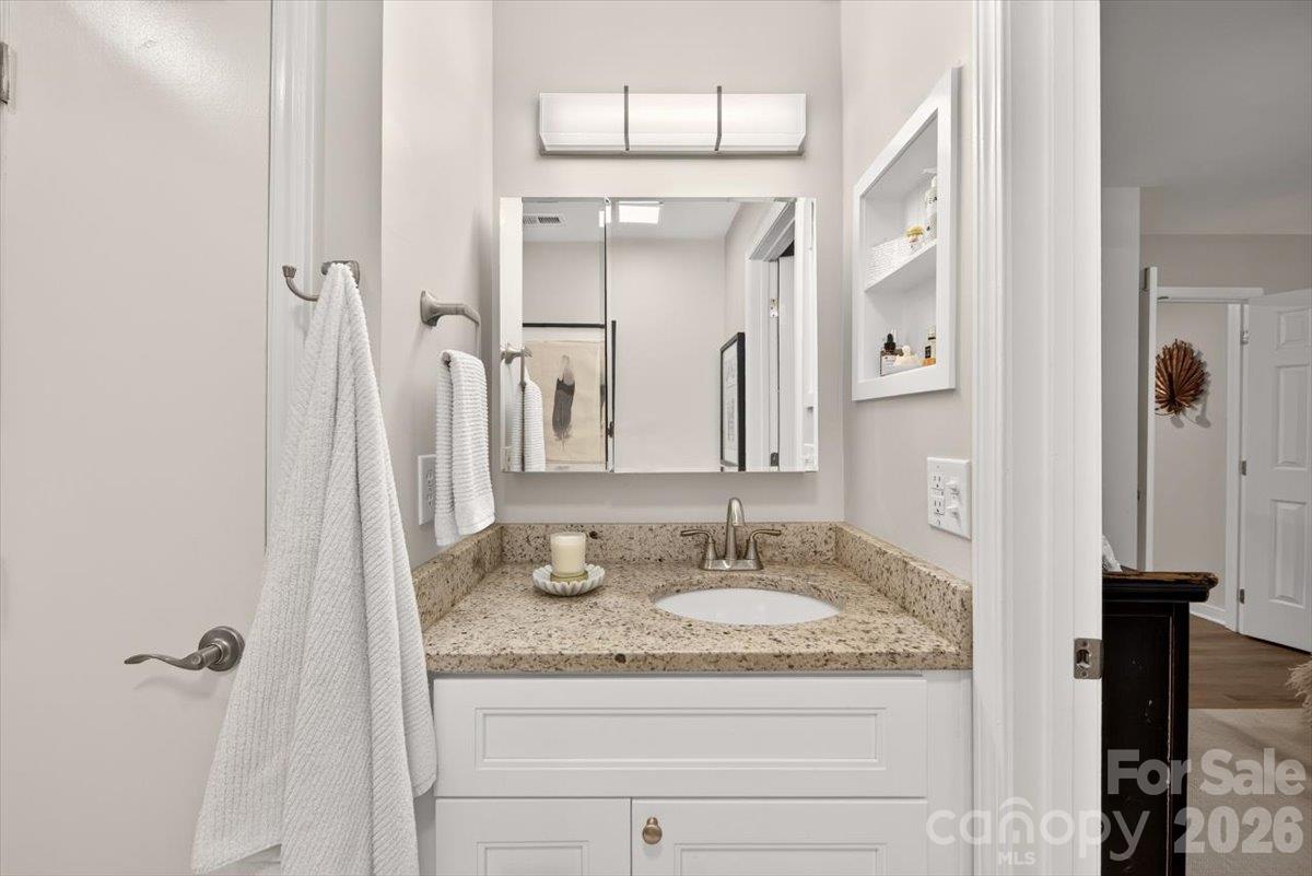 300 E Park Avenue 30 Property Photo 36