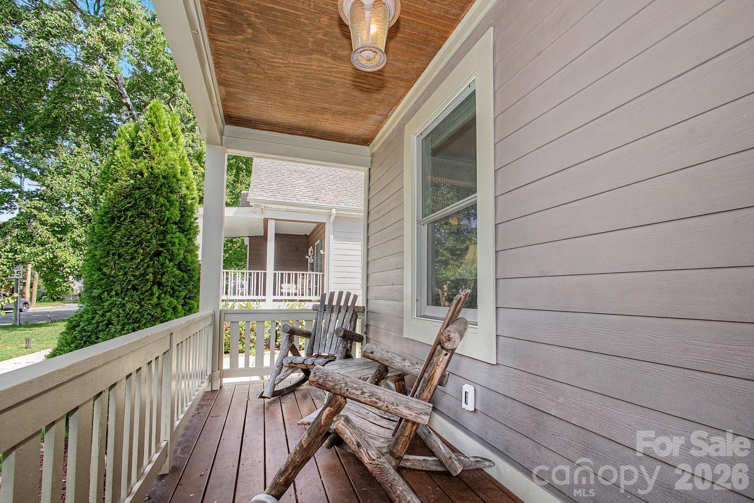 3610 Oakwood Avenue Property Photo 4