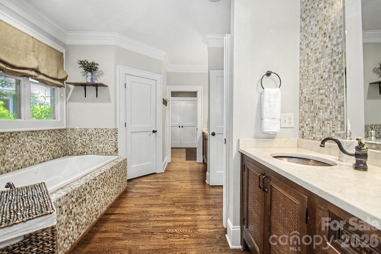 3610 Oakwood Avenue Property Photo 30