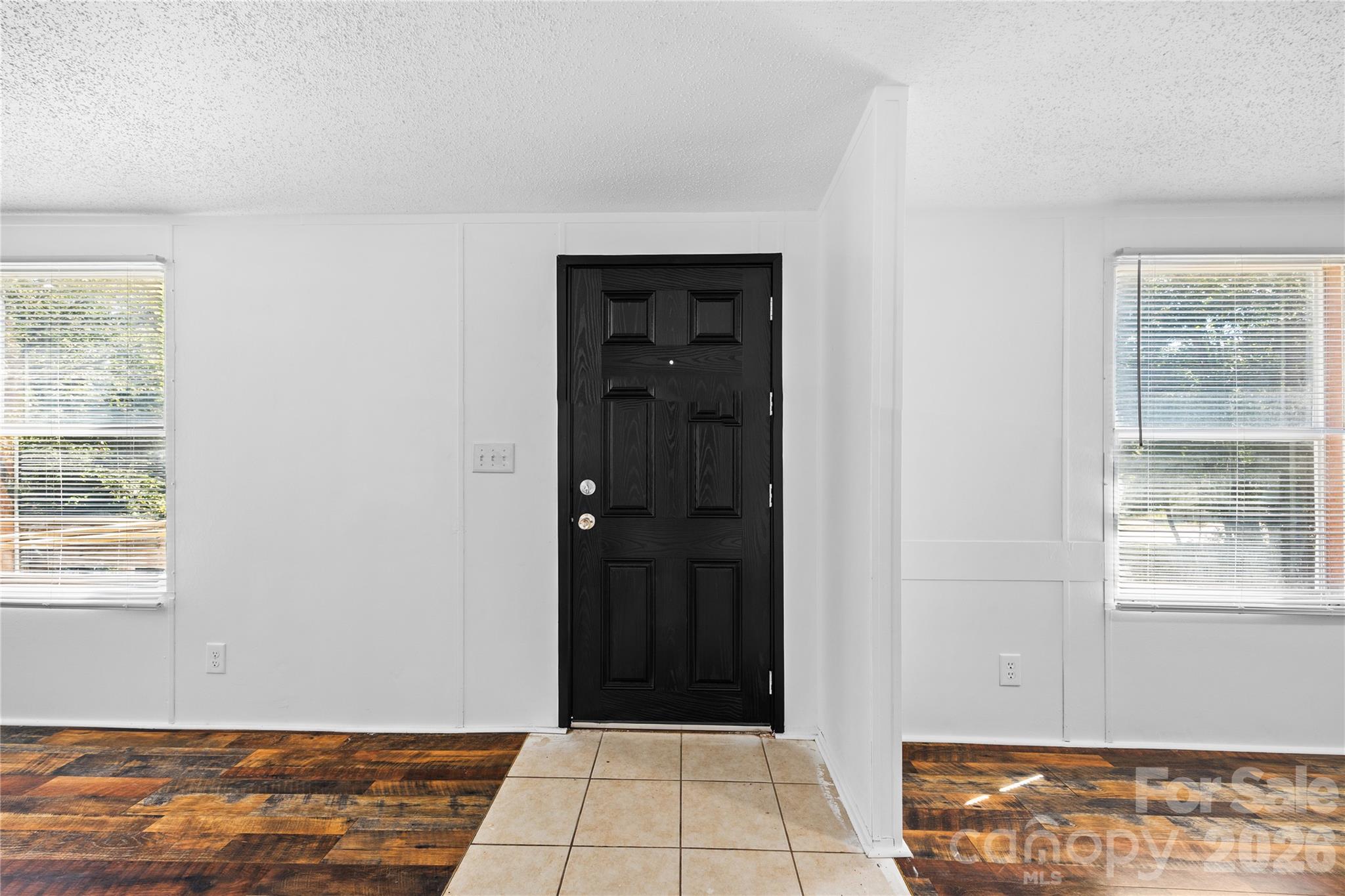 3285 Falcon Ridge Road Property Photo 7