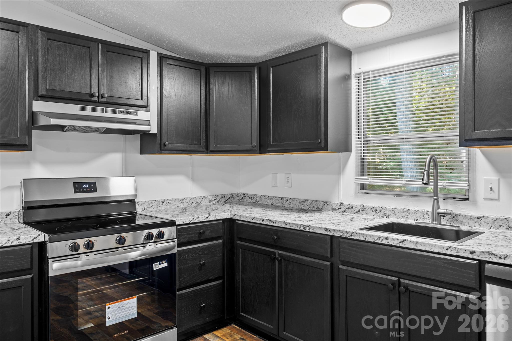 3285 Falcon Ridge Road Property Photo 12