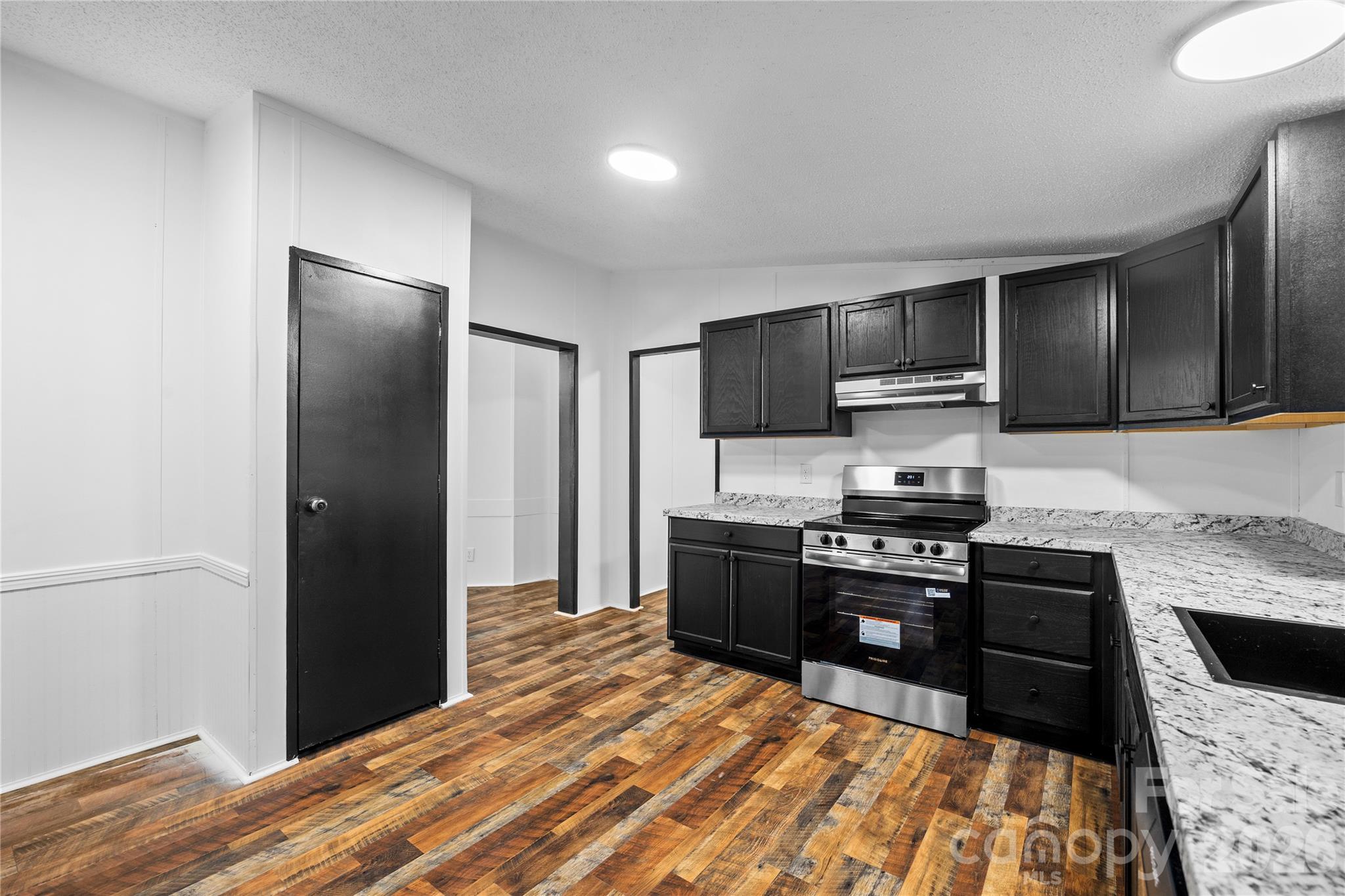 3285 Falcon Ridge Road Property Photo 13