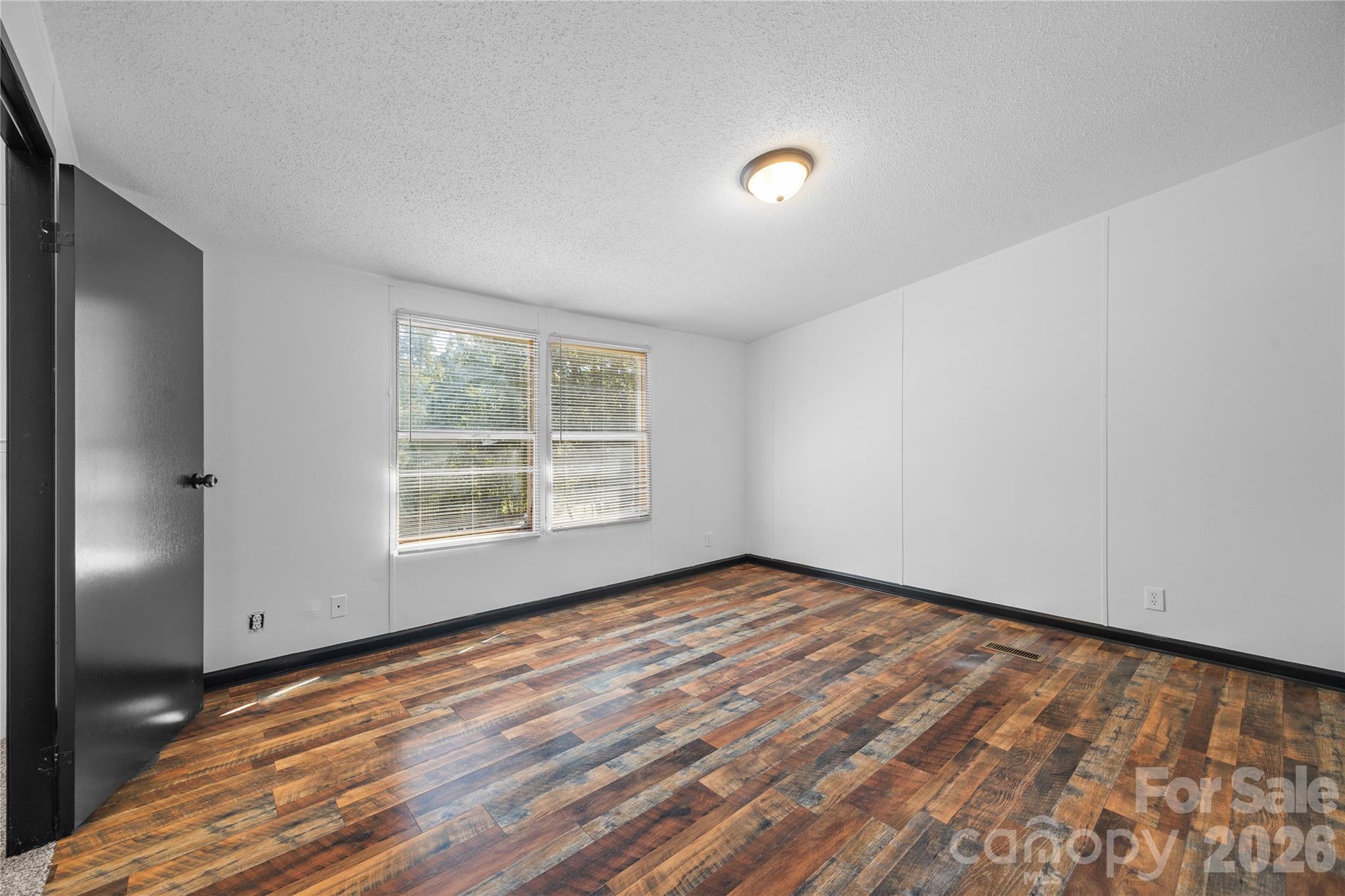 3285 Falcon Ridge Road Property Photo 18