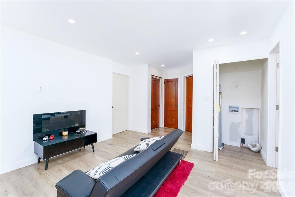 640 Mckee Street Property Photo 1