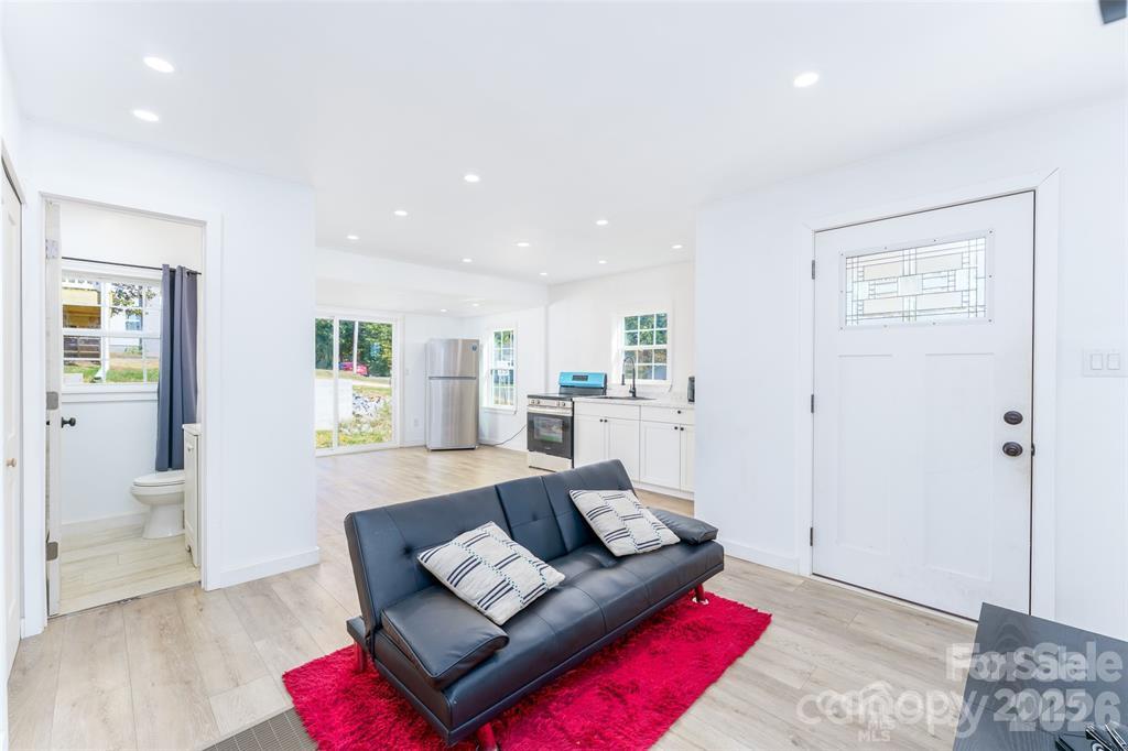 640 Mckee Street 2 Property Photo 11