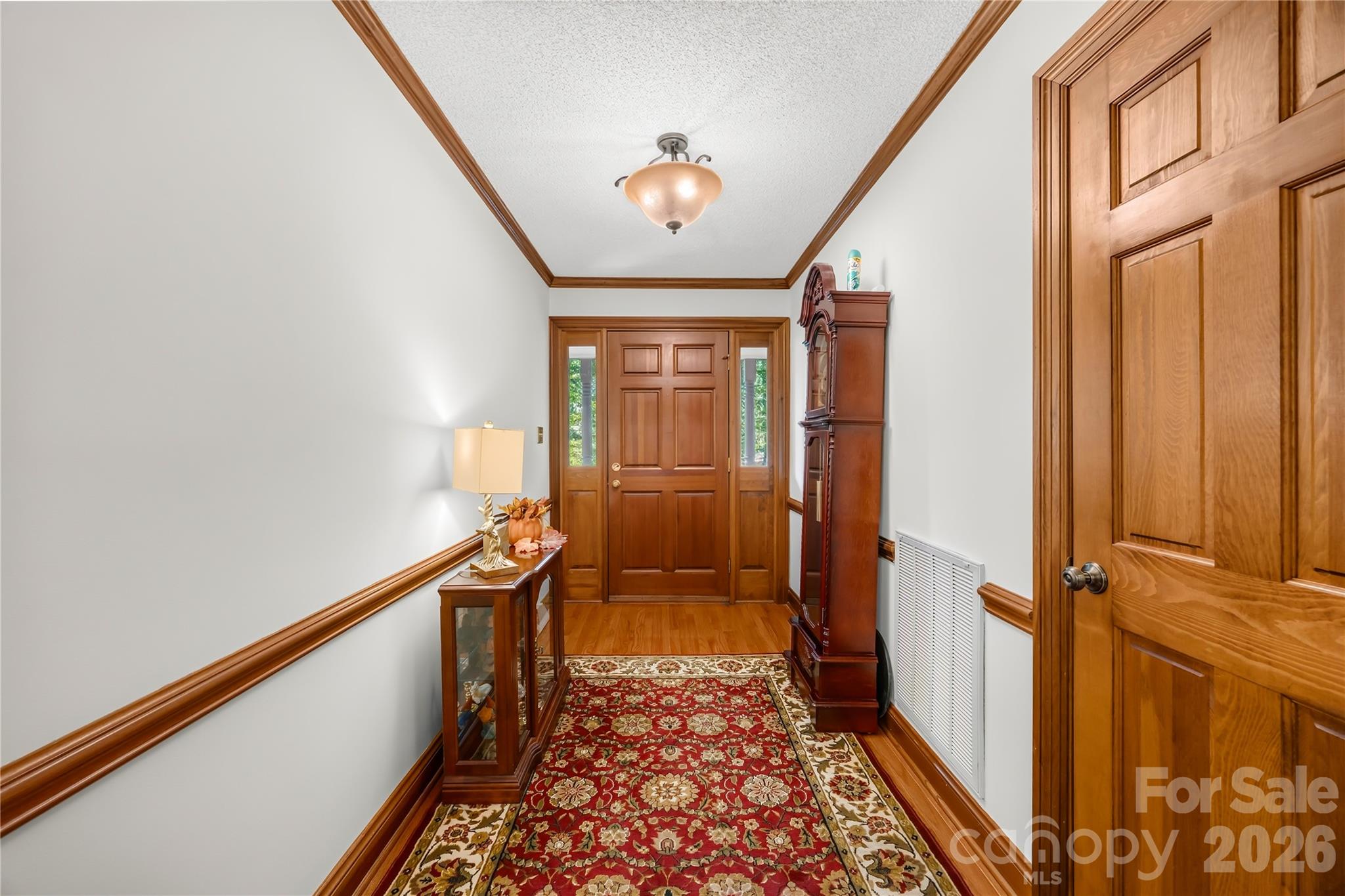 16208 Deepwood Place Property Photo 7