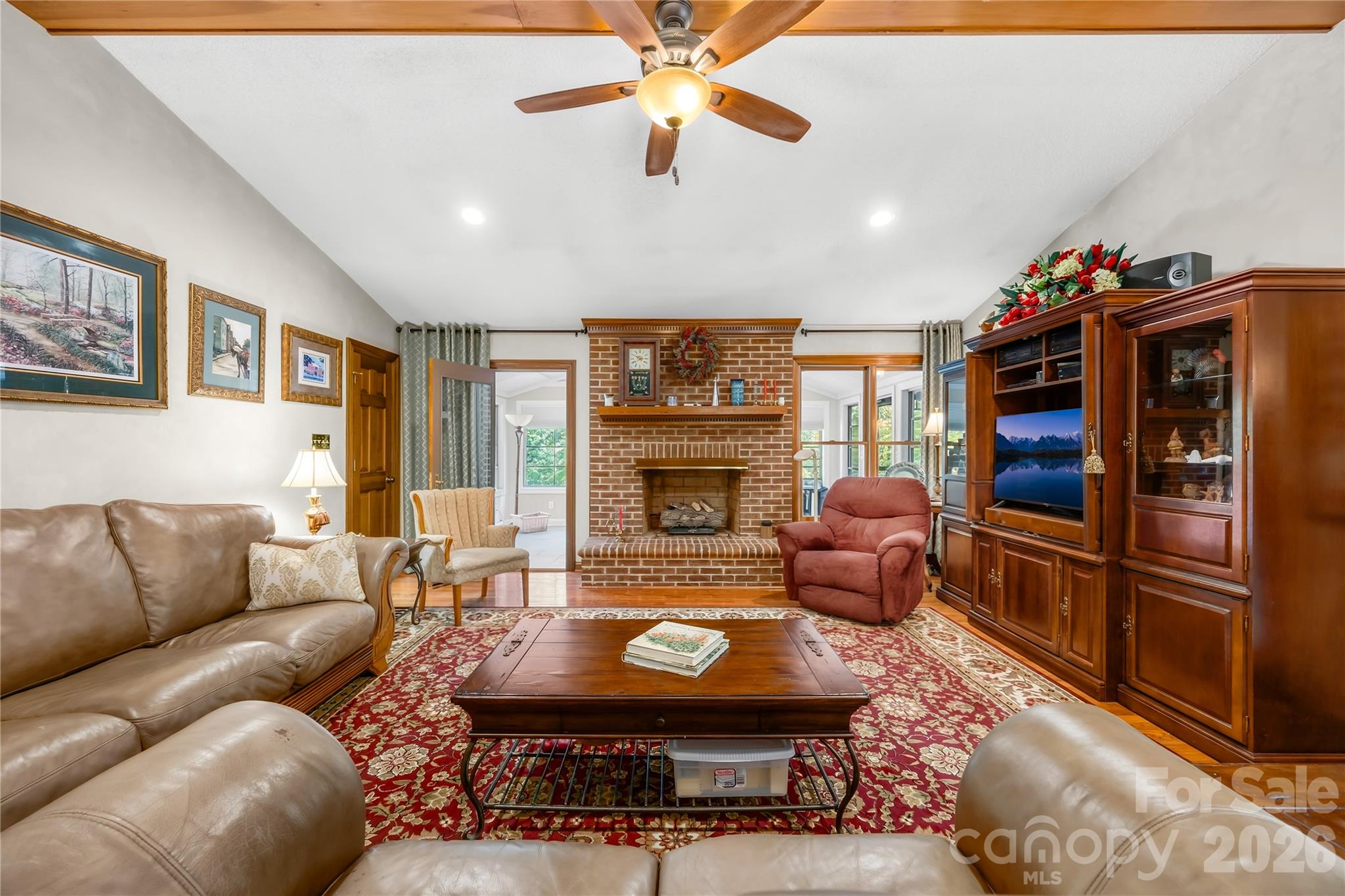 16208 Deepwood Place Property Photo 8