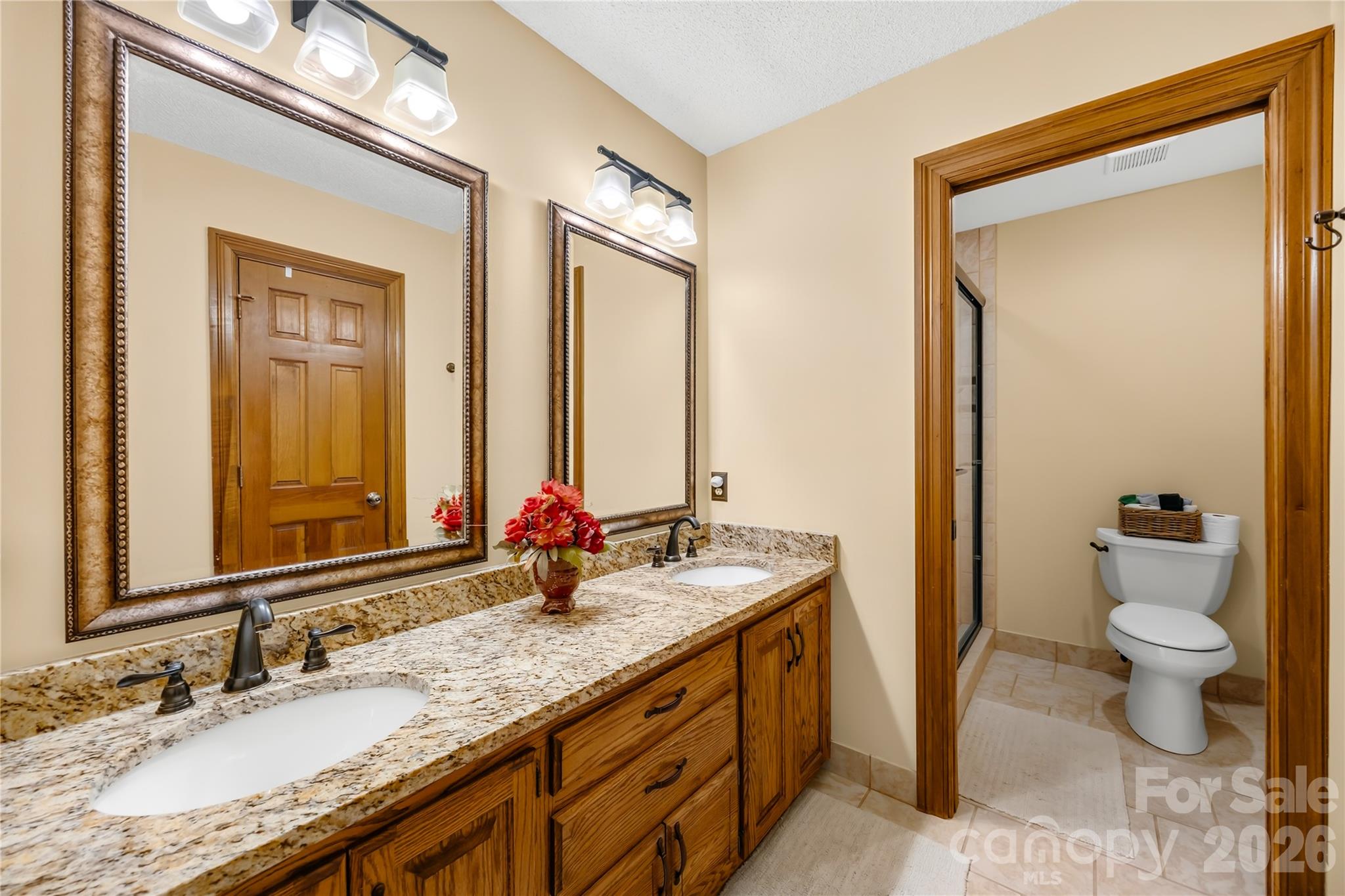16208 Deepwood Place Property Photo 21