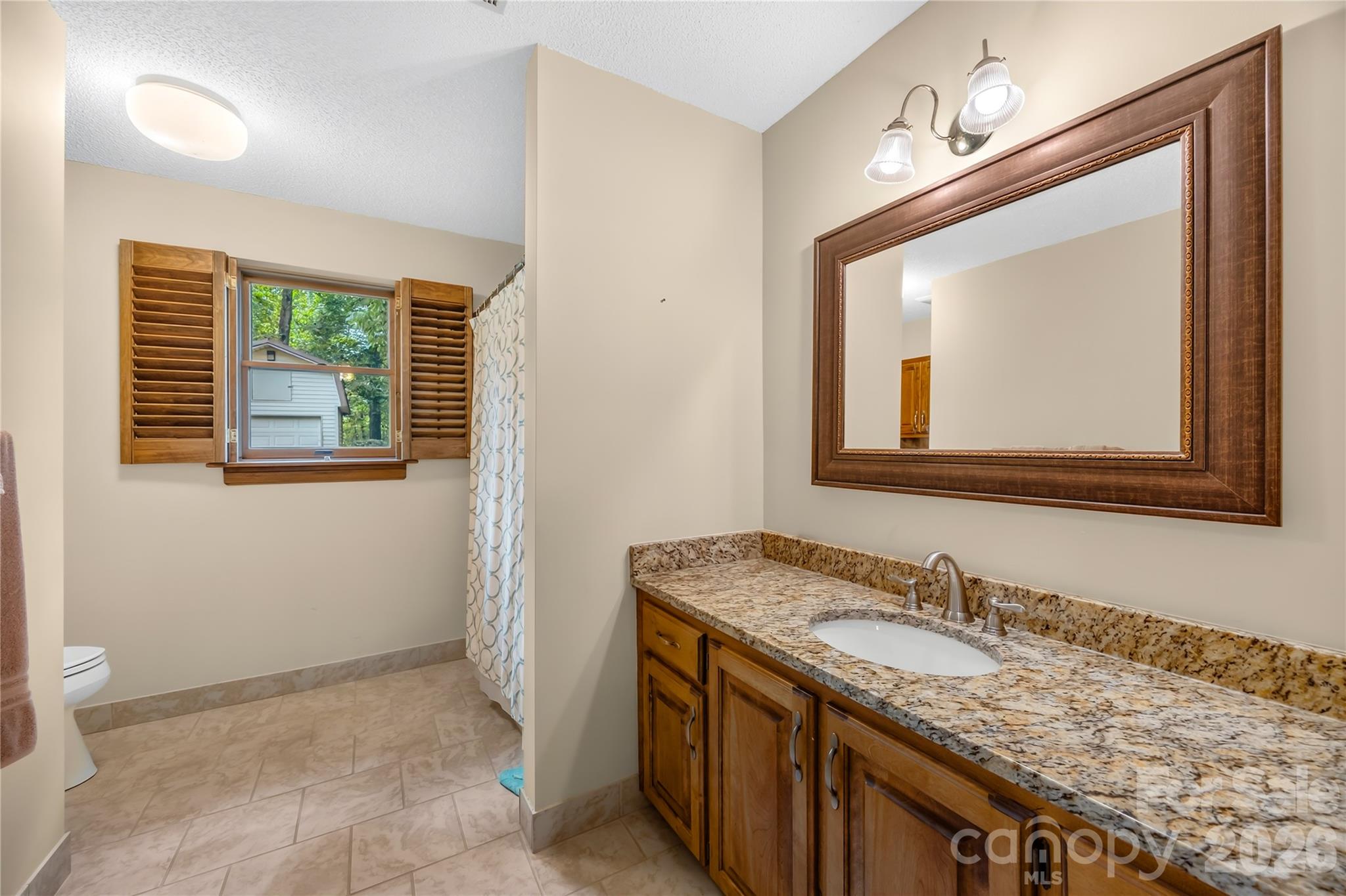 16208 Deepwood Place Property Photo 27