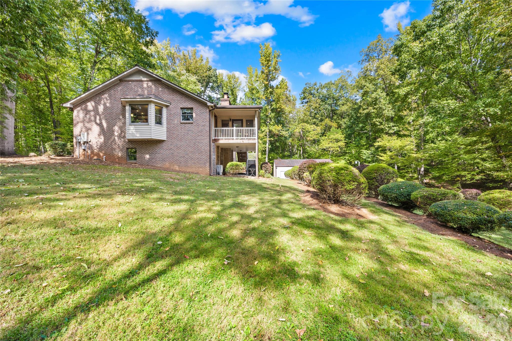 16208 Deepwood Place Property Photo 35