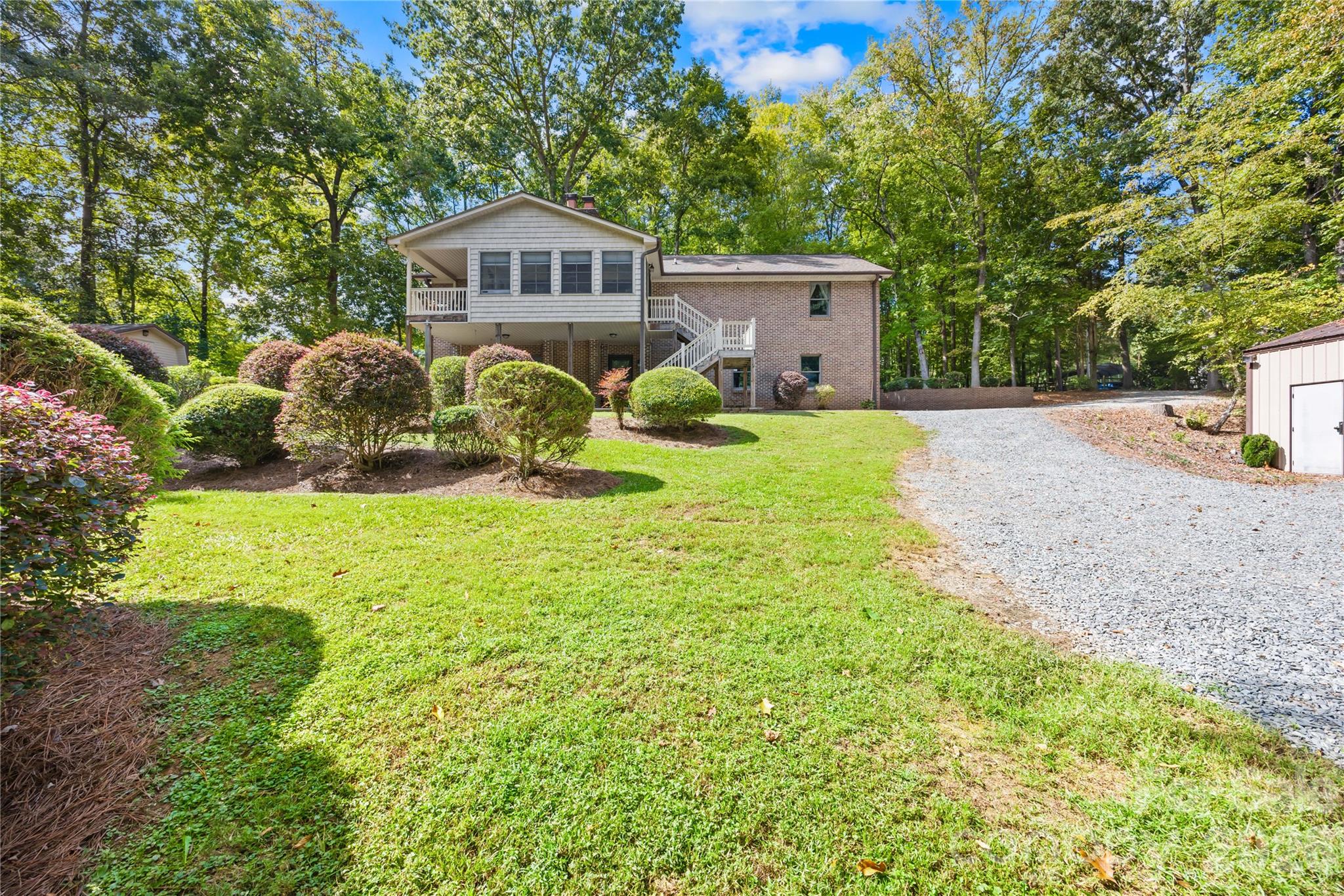 16208 Deepwood Place Property Photo 36