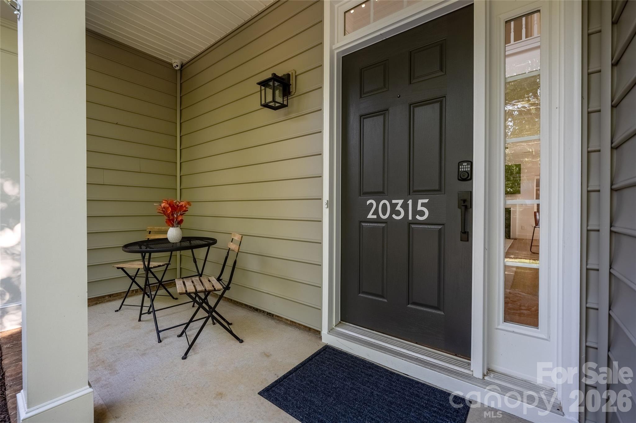 20315 Southshore Drive Property Photo 4