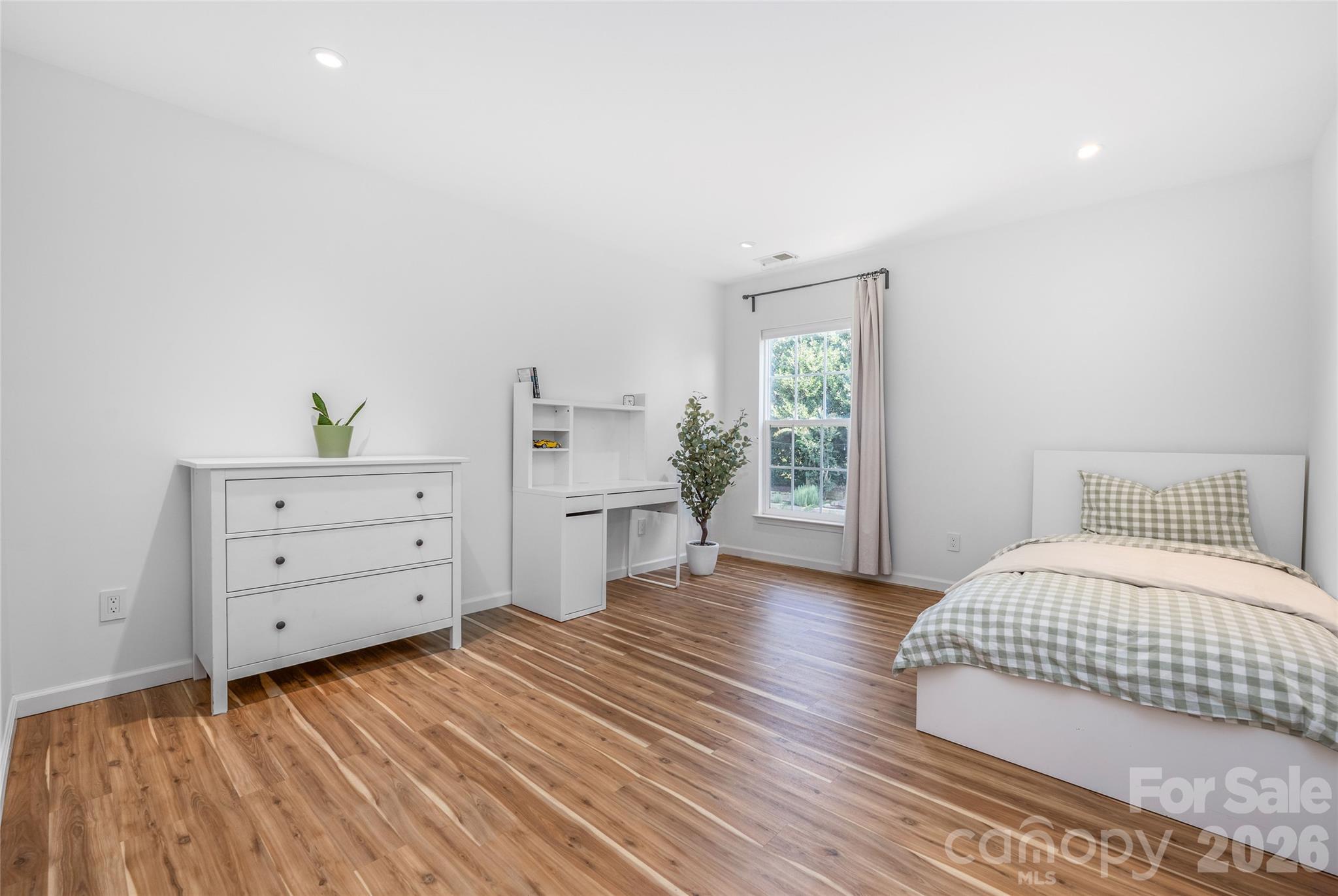 20315 Southshore Drive Property Photo 21