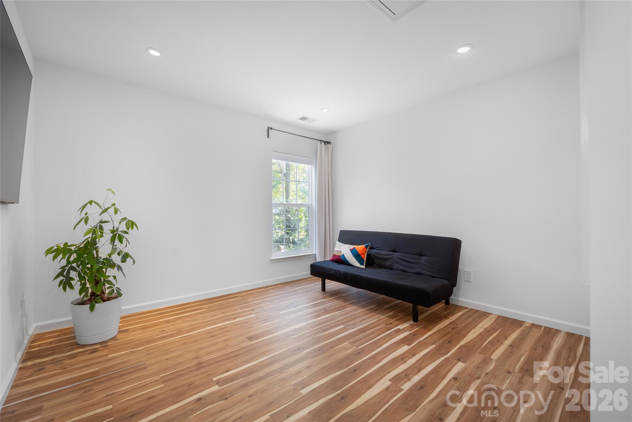 20315 Southshore Drive Property Photo 22