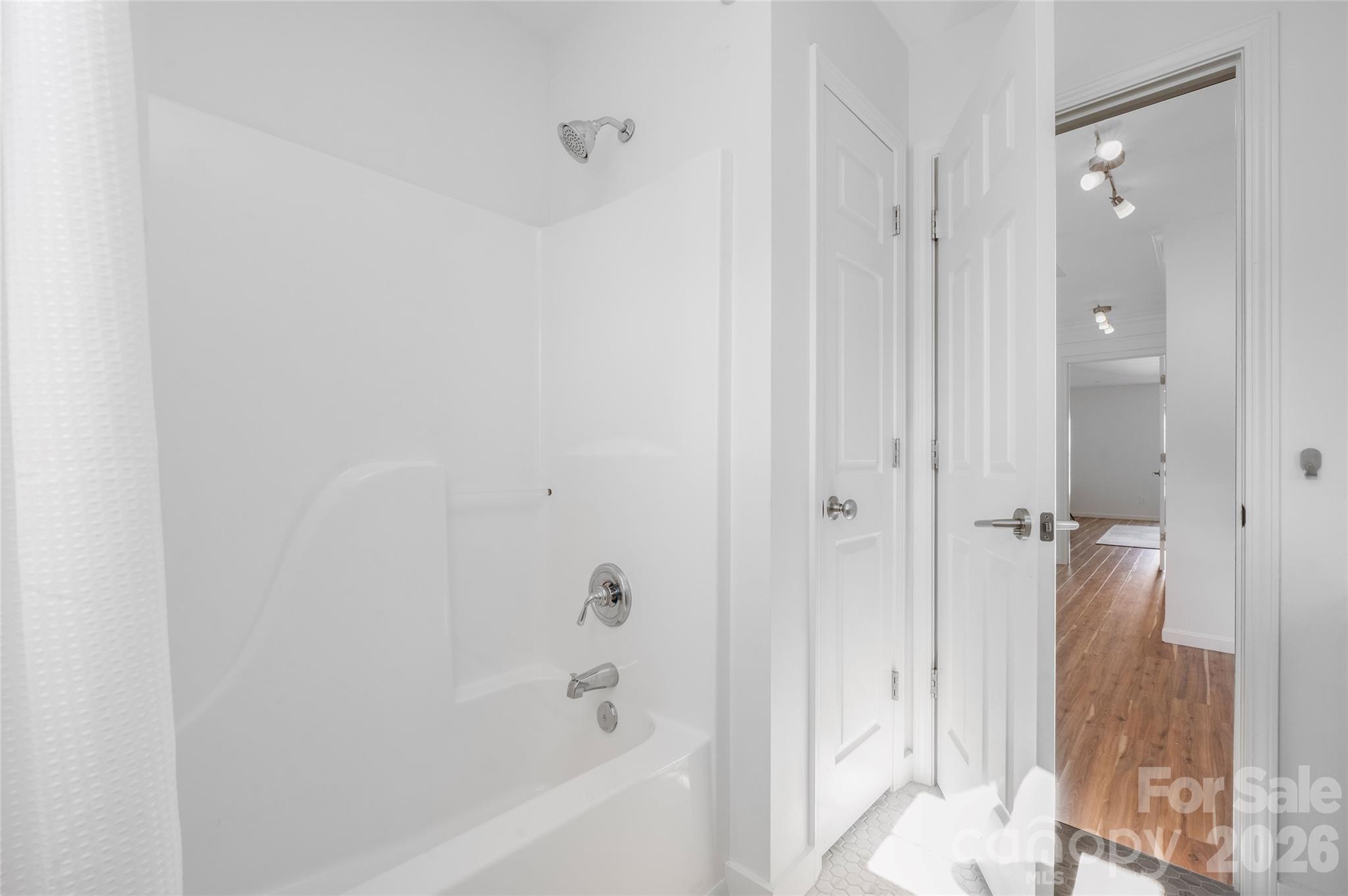 20315 Southshore Drive Property Photo 26