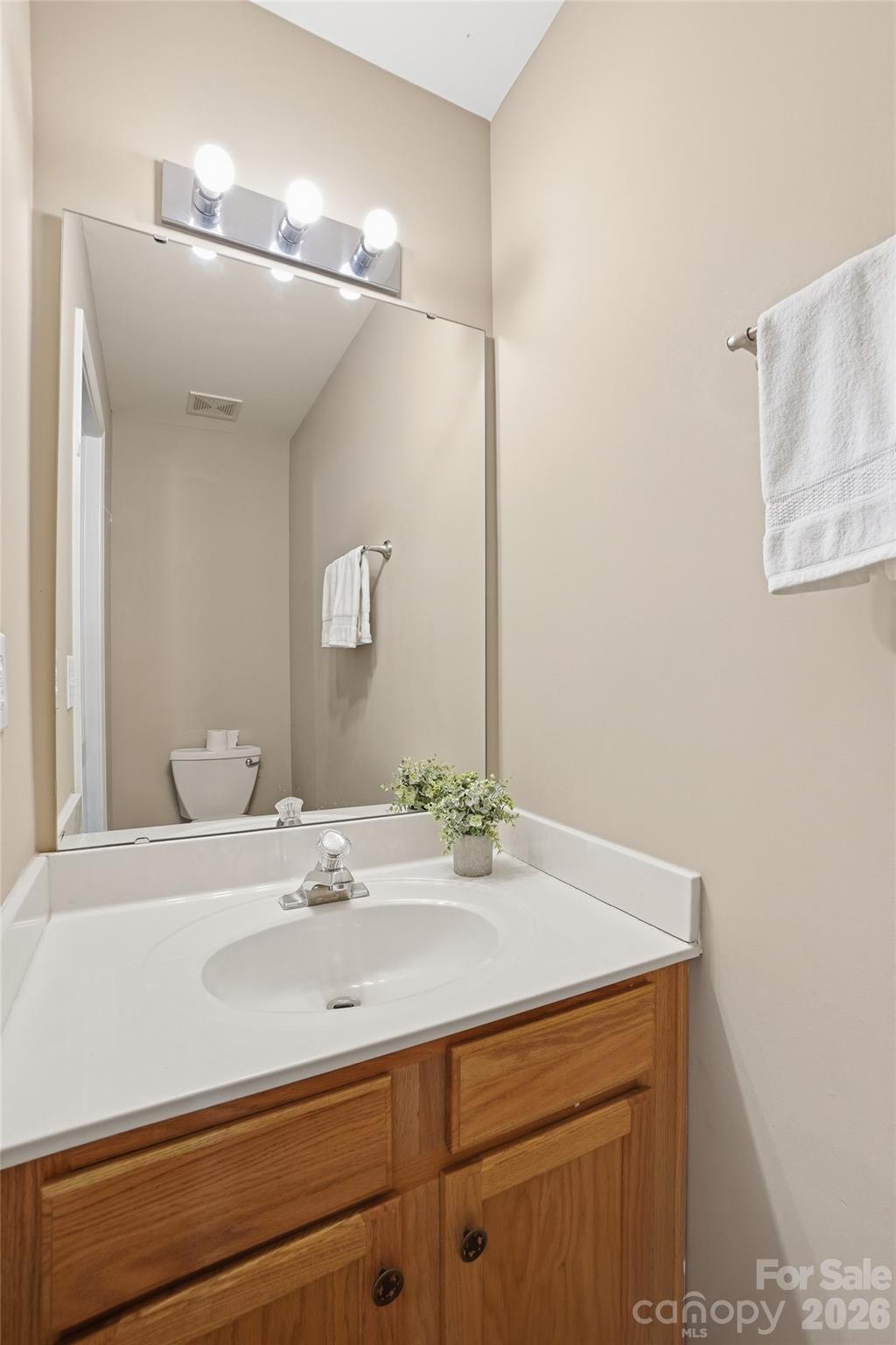 1619 Eagle Lake Drive 203 Property Photo 10