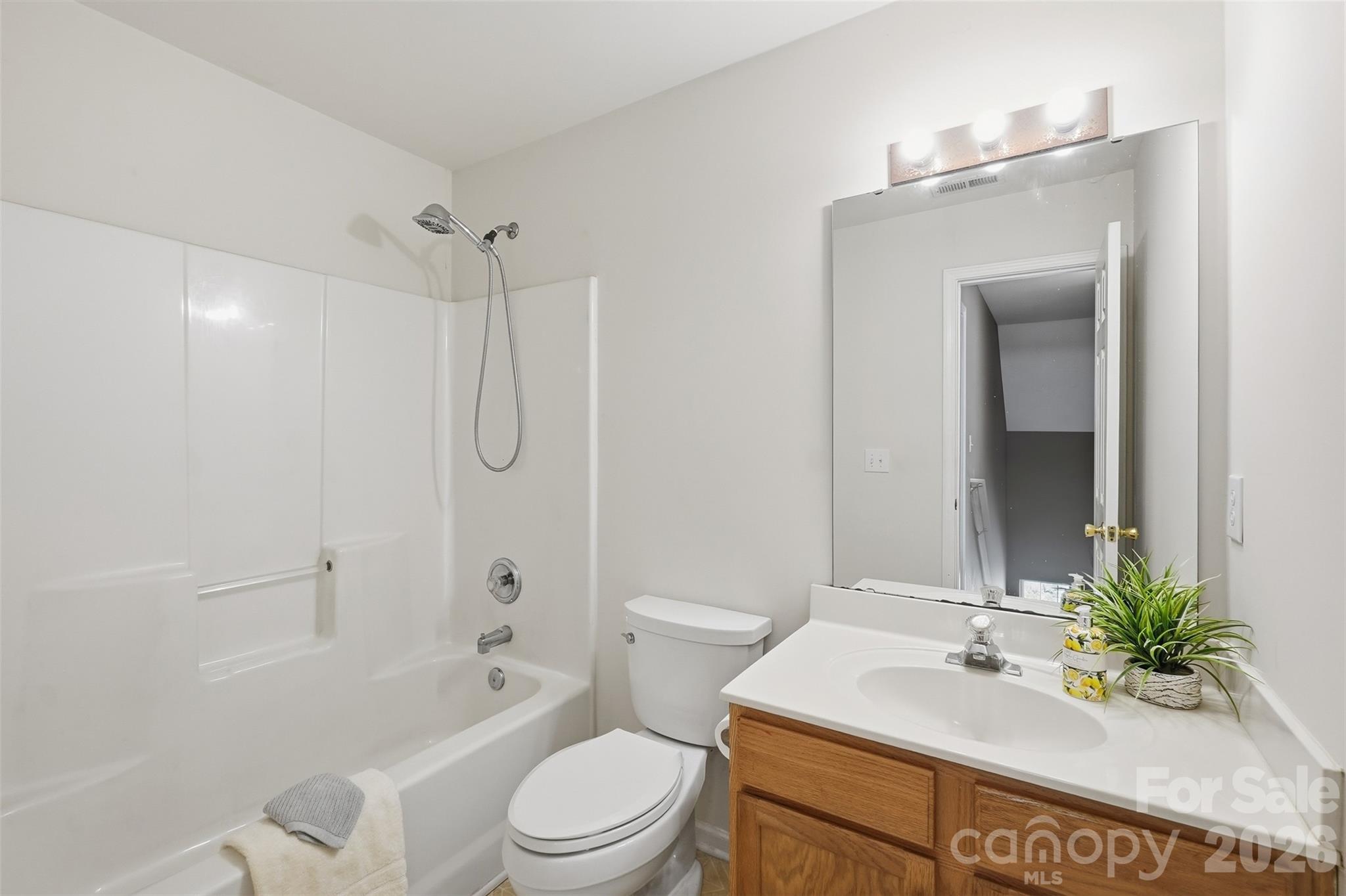 1619 Eagle Lake Drive 203 Property Photo 20
