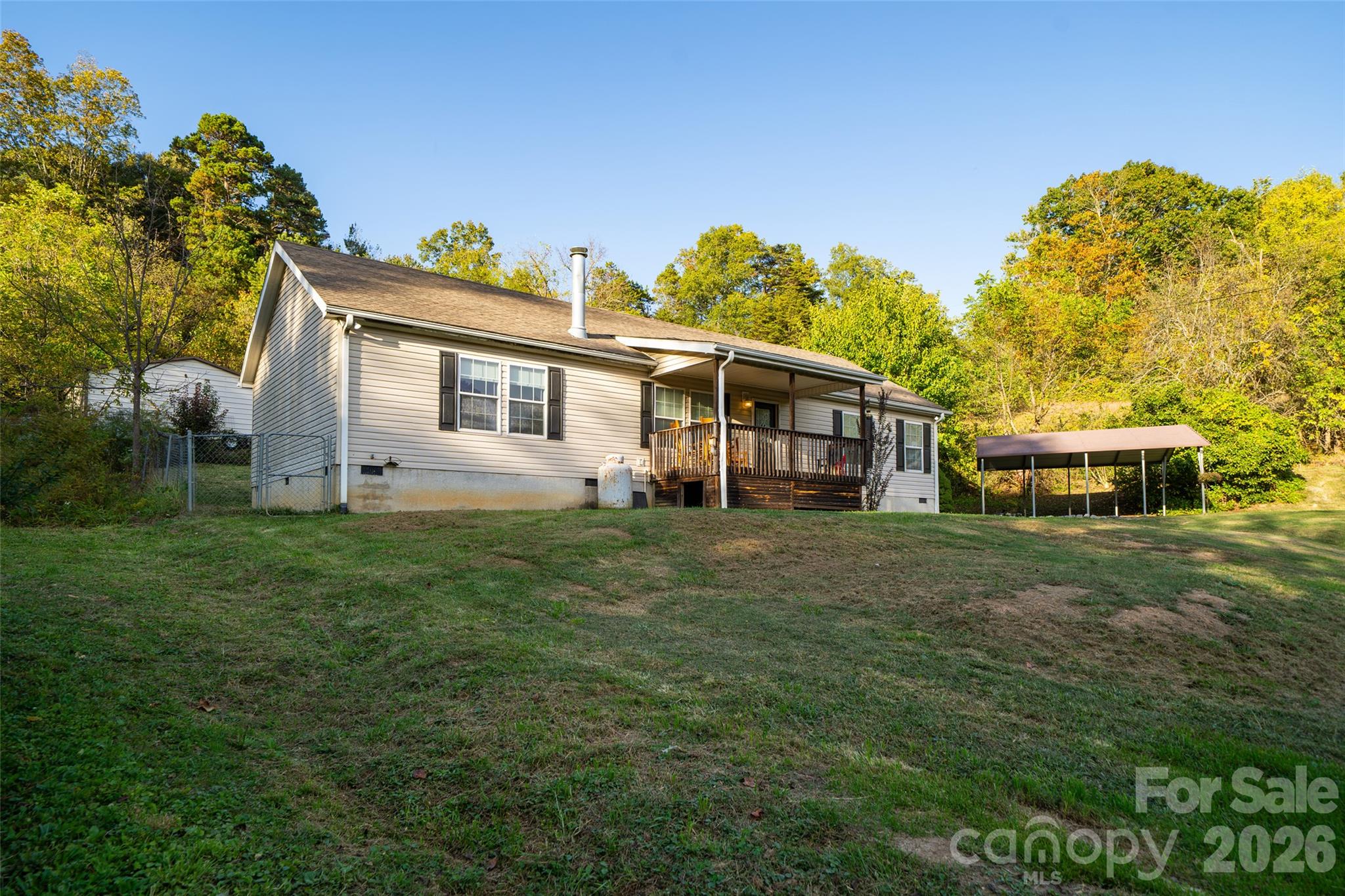 23 Yorkie Drive Property Photo 3