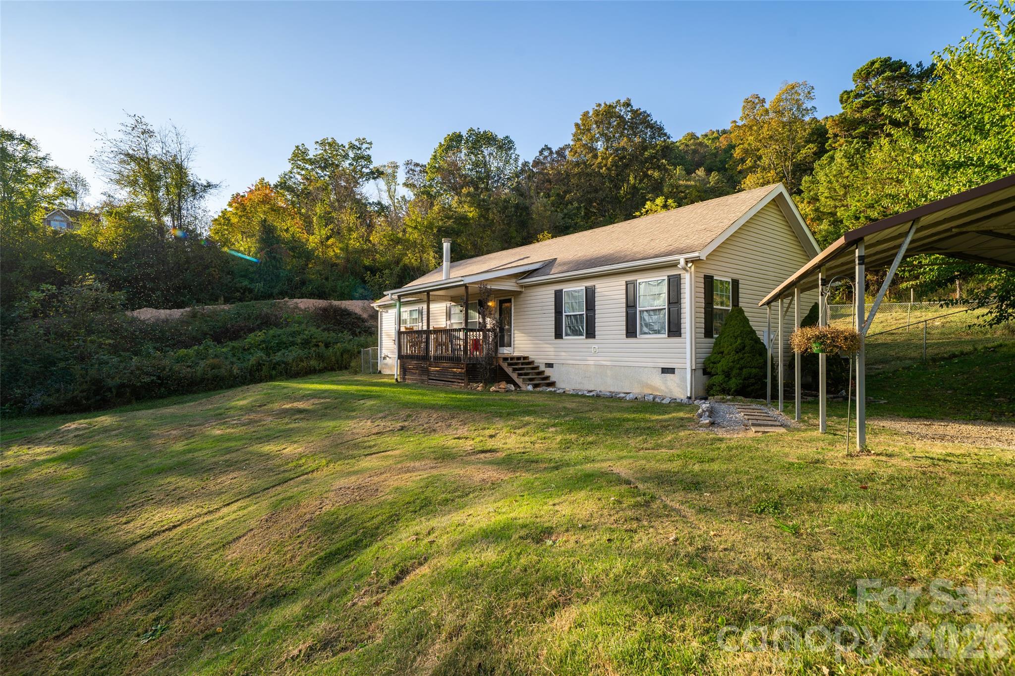 23 Yorkie Drive Property Photo 6
