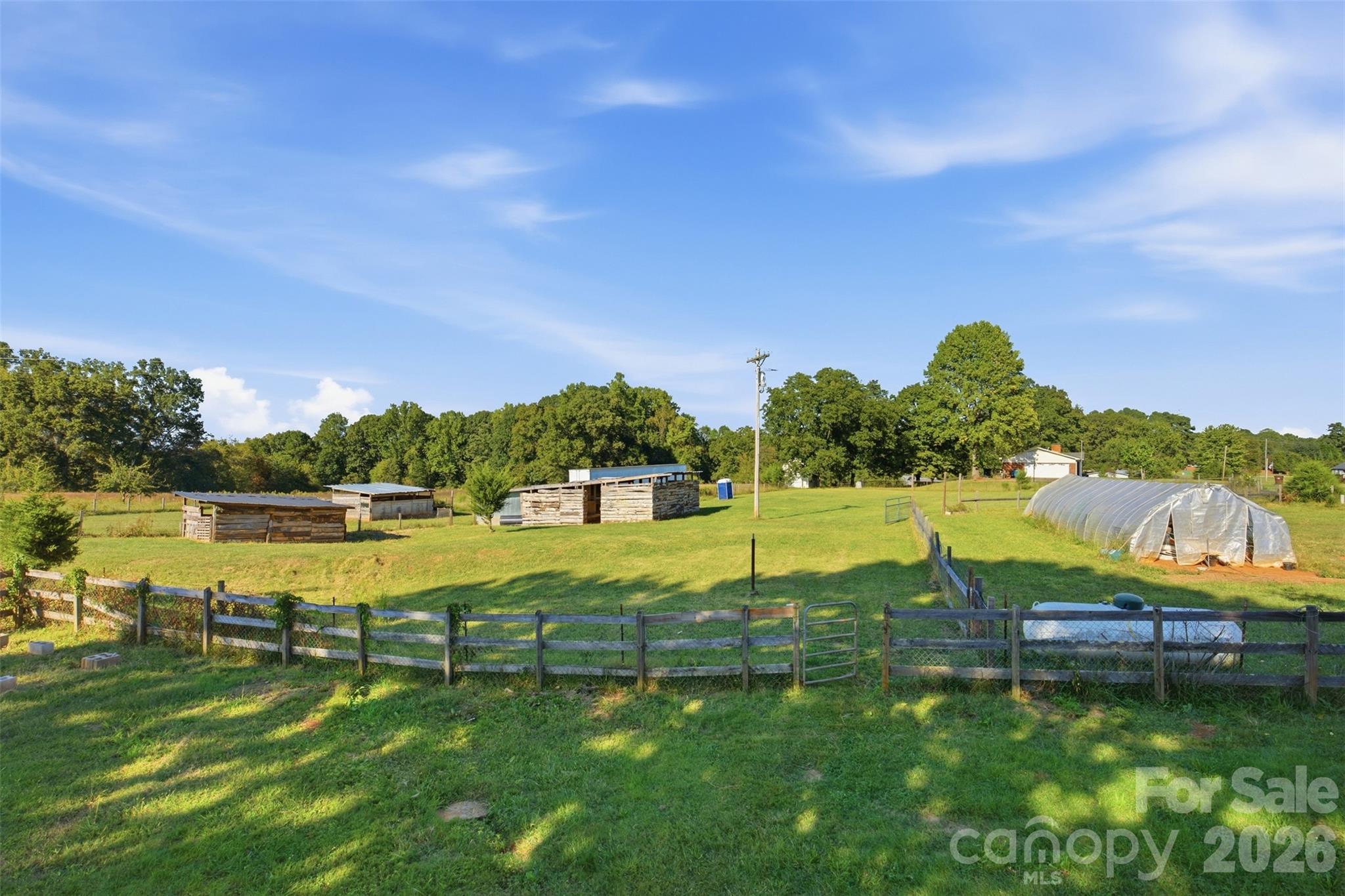 3881 Summerow Road Property Photo 3