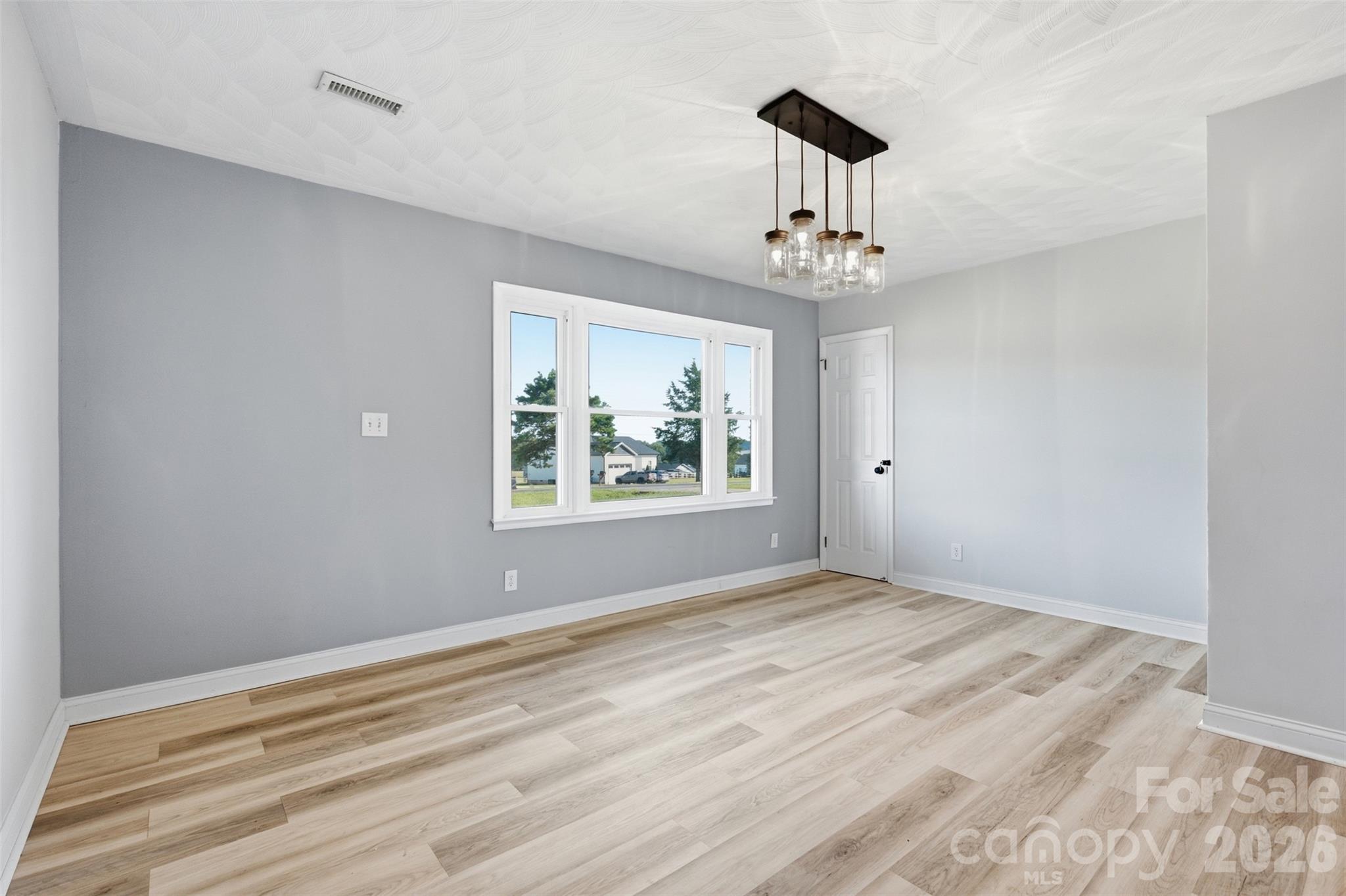 3881 Summerow Road Property Photo 11